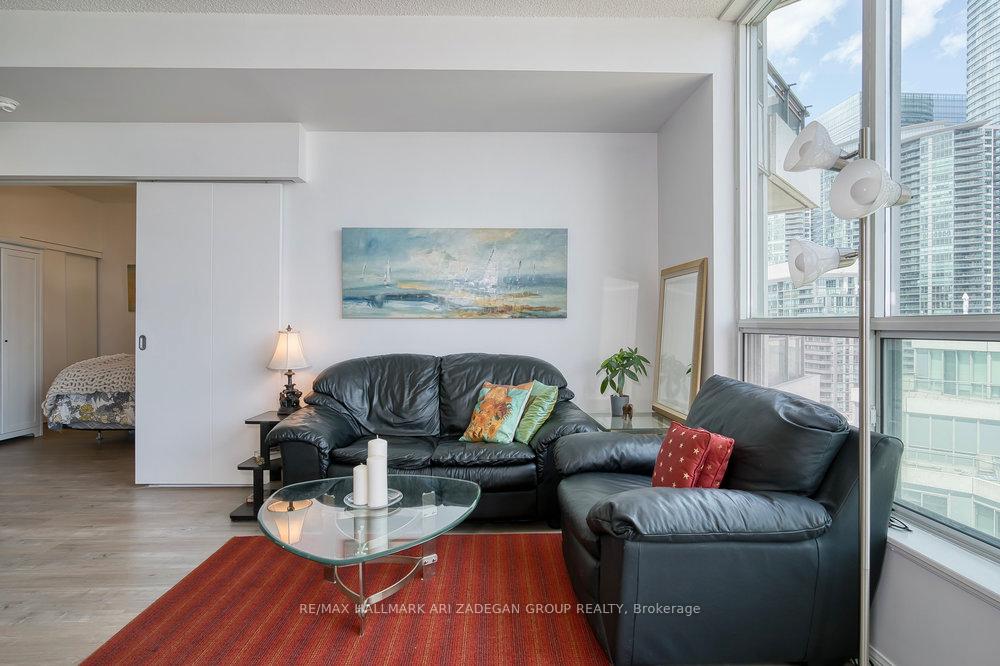 Photo 21 of Unit 1518, 230 Queens Quay W, Toronto, Waterfront Communities — HOMEH