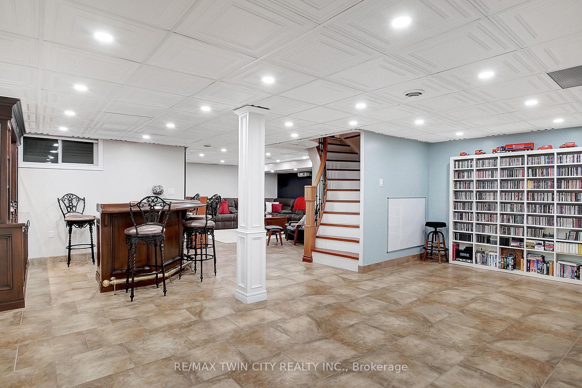 Photo 29 of 1059 Colborne Street N, Brant, Brantford Twp — HOMEH
