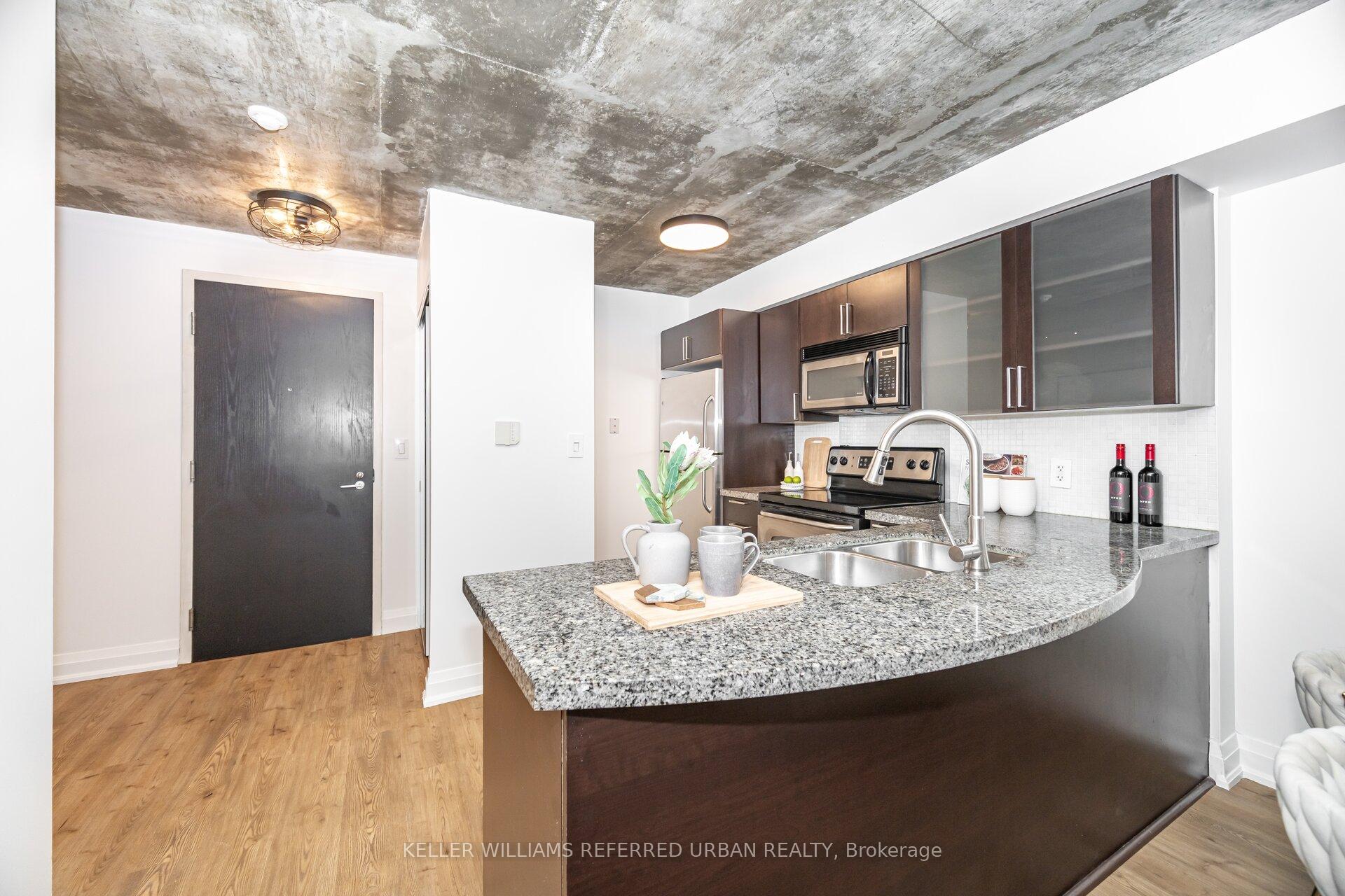 Photo 4 of Unit 414, 1005 King Street W, Toronto, Niagara — HOMEH