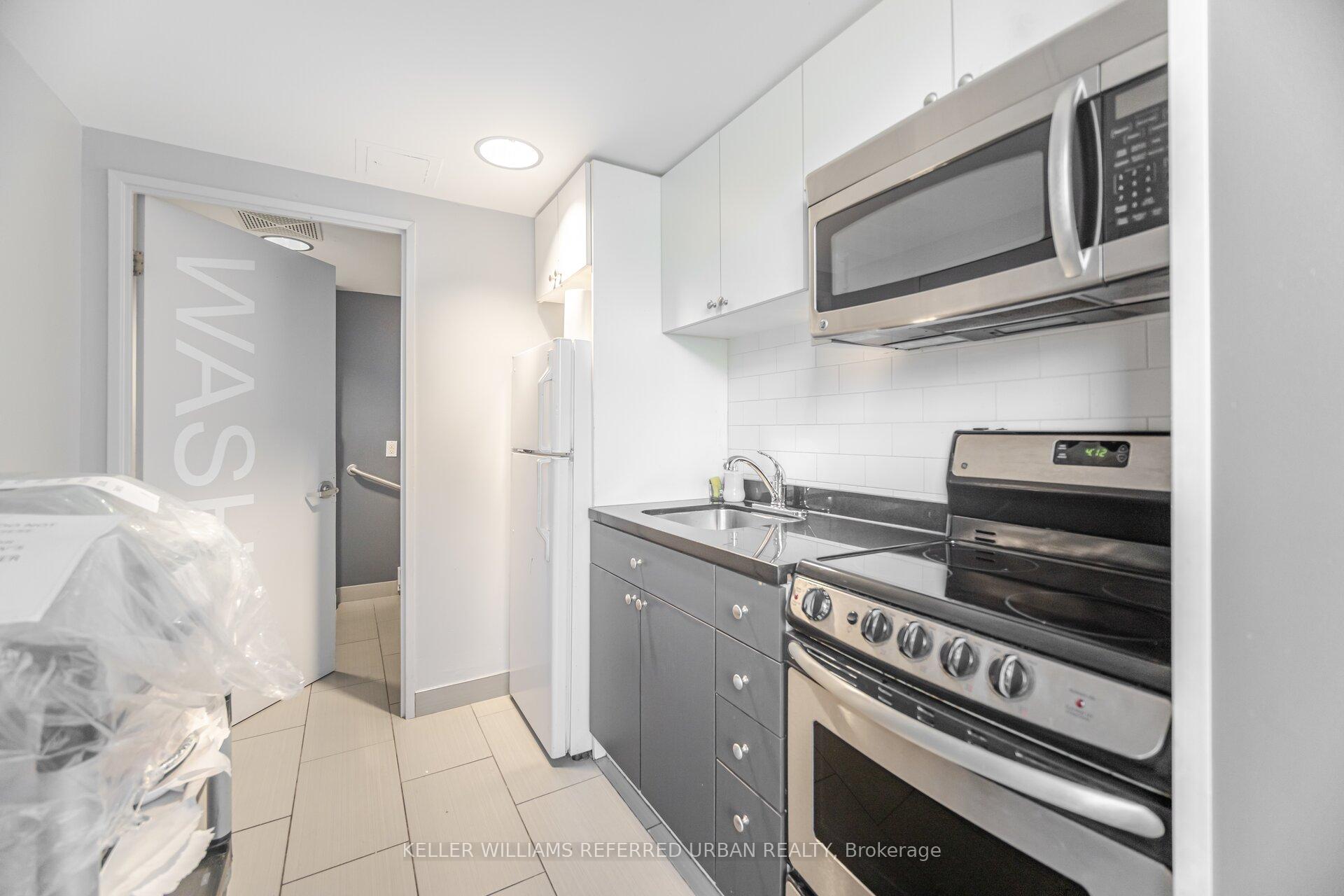 Photo 33 of Unit 414, 1005 King Street W, Toronto, Niagara — HOMEH