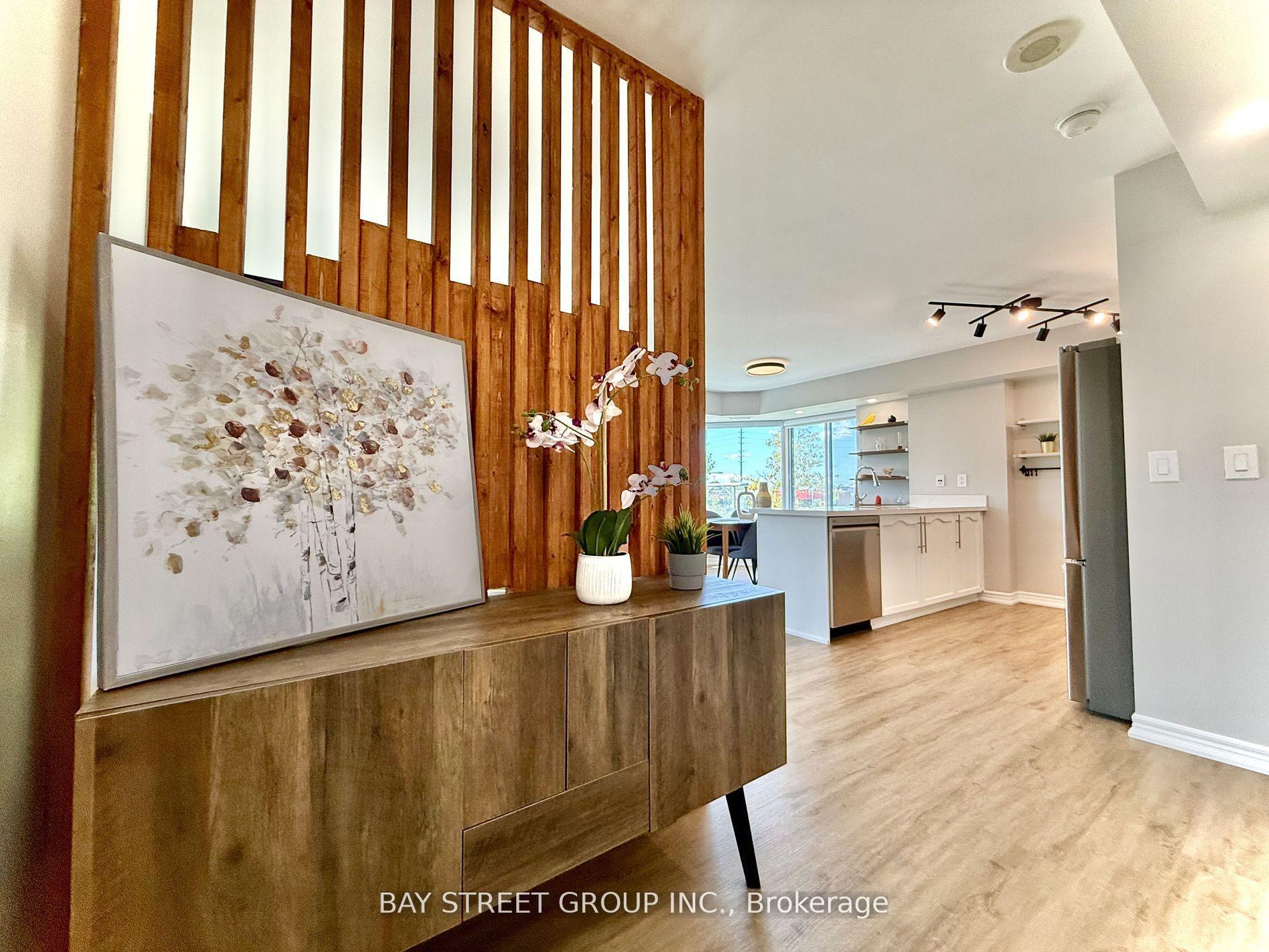 Photo 13 of Unit 308, 135 Pond Drive, Markham, Commerce Valley — HOMEH