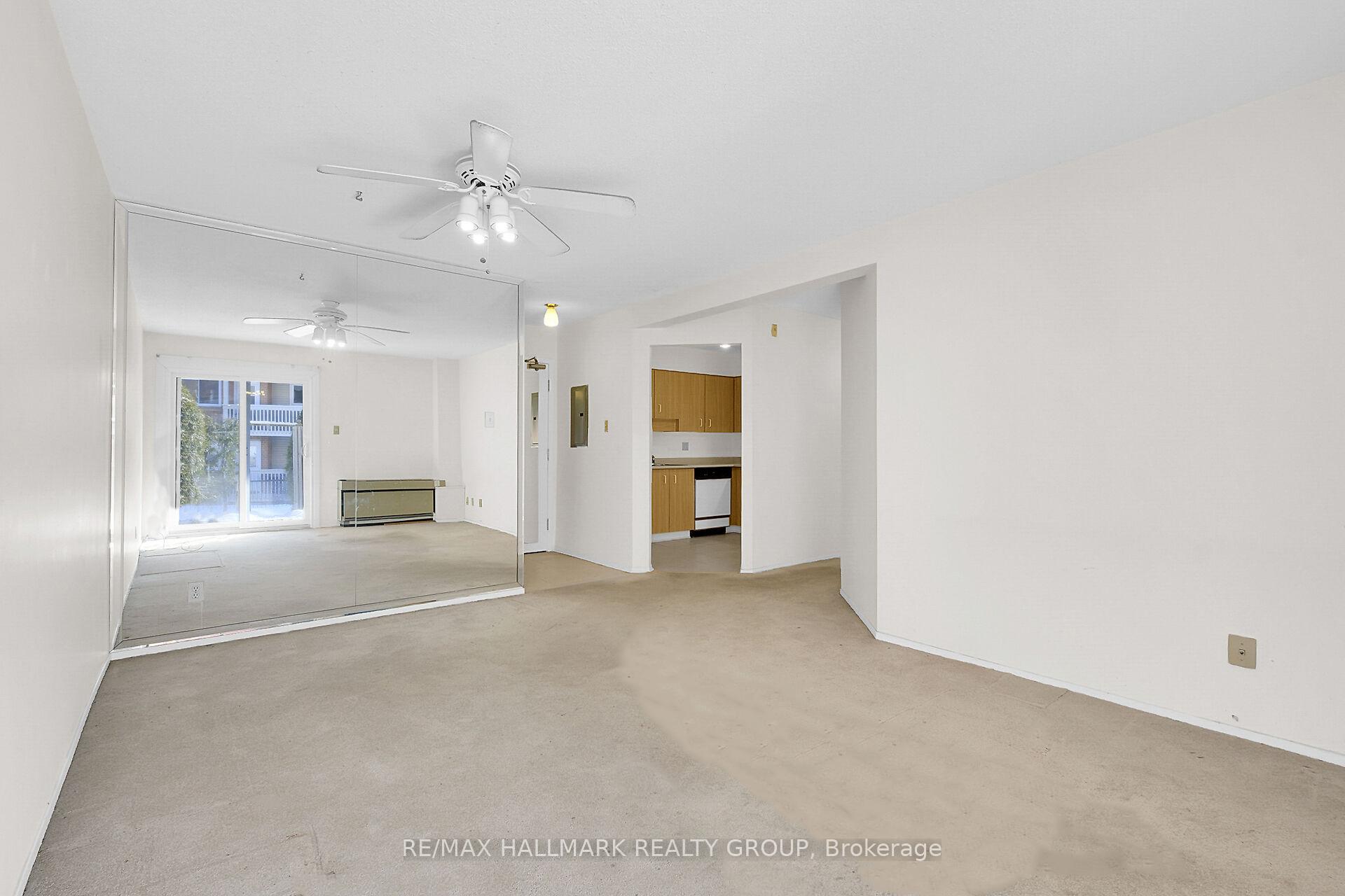 Photo 9 of Unit 112, 345 Centrum Boulevard, Ottawa, Bilberry Creek/Queenswood Heights — HOMEH