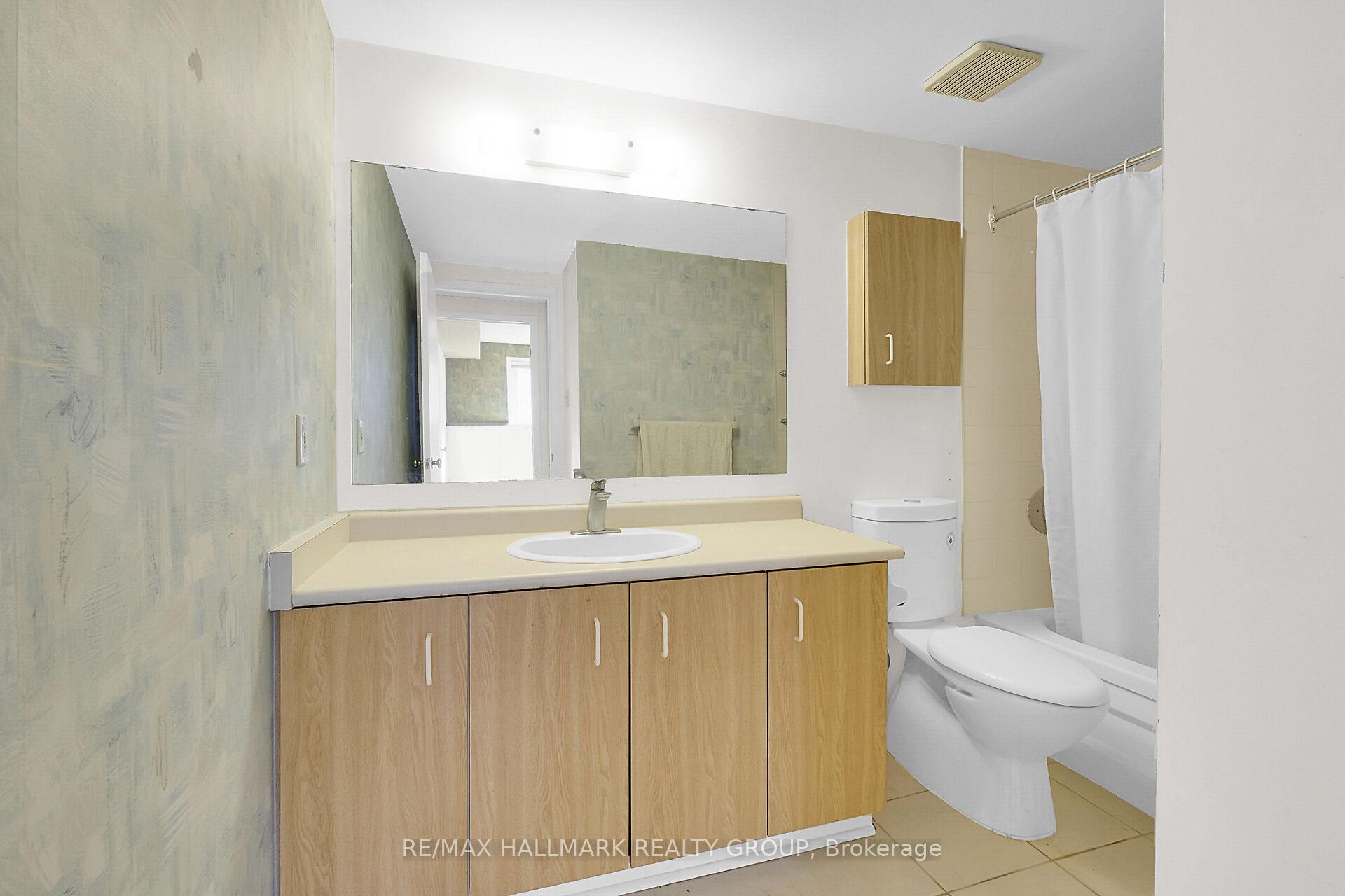Photo 23 of Unit 112, 345 Centrum Boulevard, Ottawa, Bilberry Creek/Queenswood Heights — HOMEH