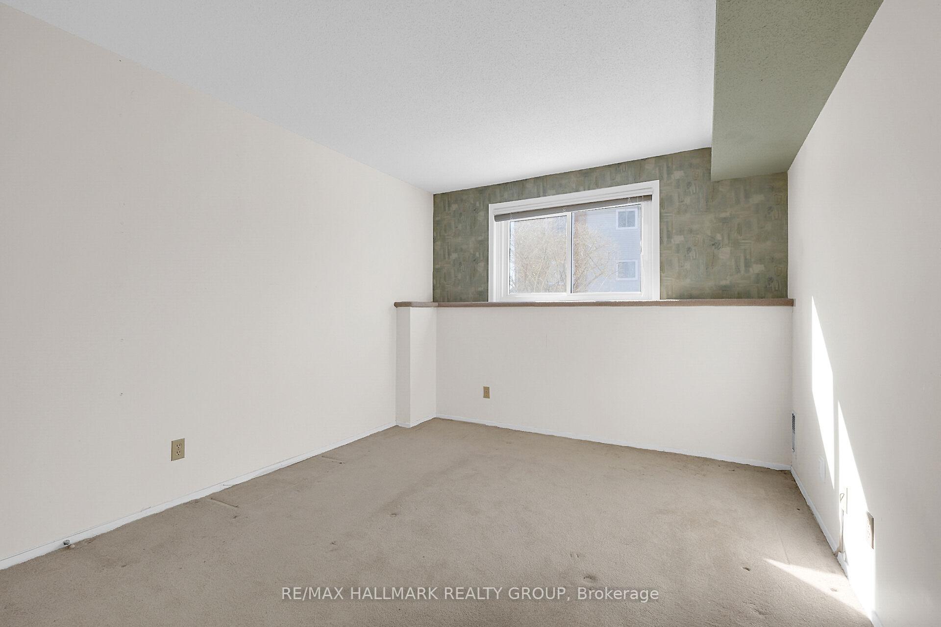 Photo 25 of Unit 112, 345 Centrum Boulevard, Ottawa, Bilberry Creek/Queenswood Heights — HOMEH