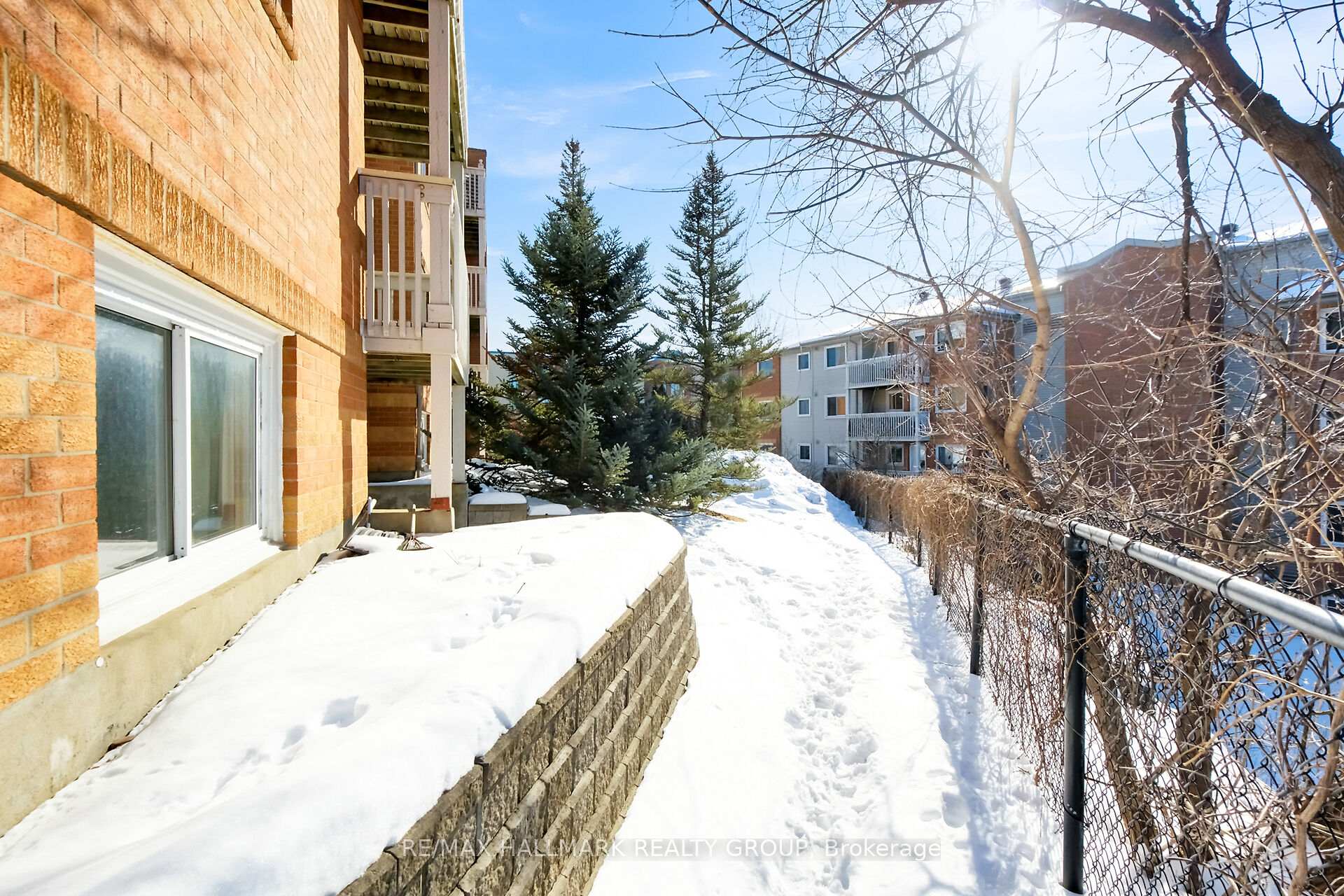 Photo 36 of Unit 112, 345 Centrum Boulevard, Ottawa, Bilberry Creek/Queenswood Heights — HOMEH