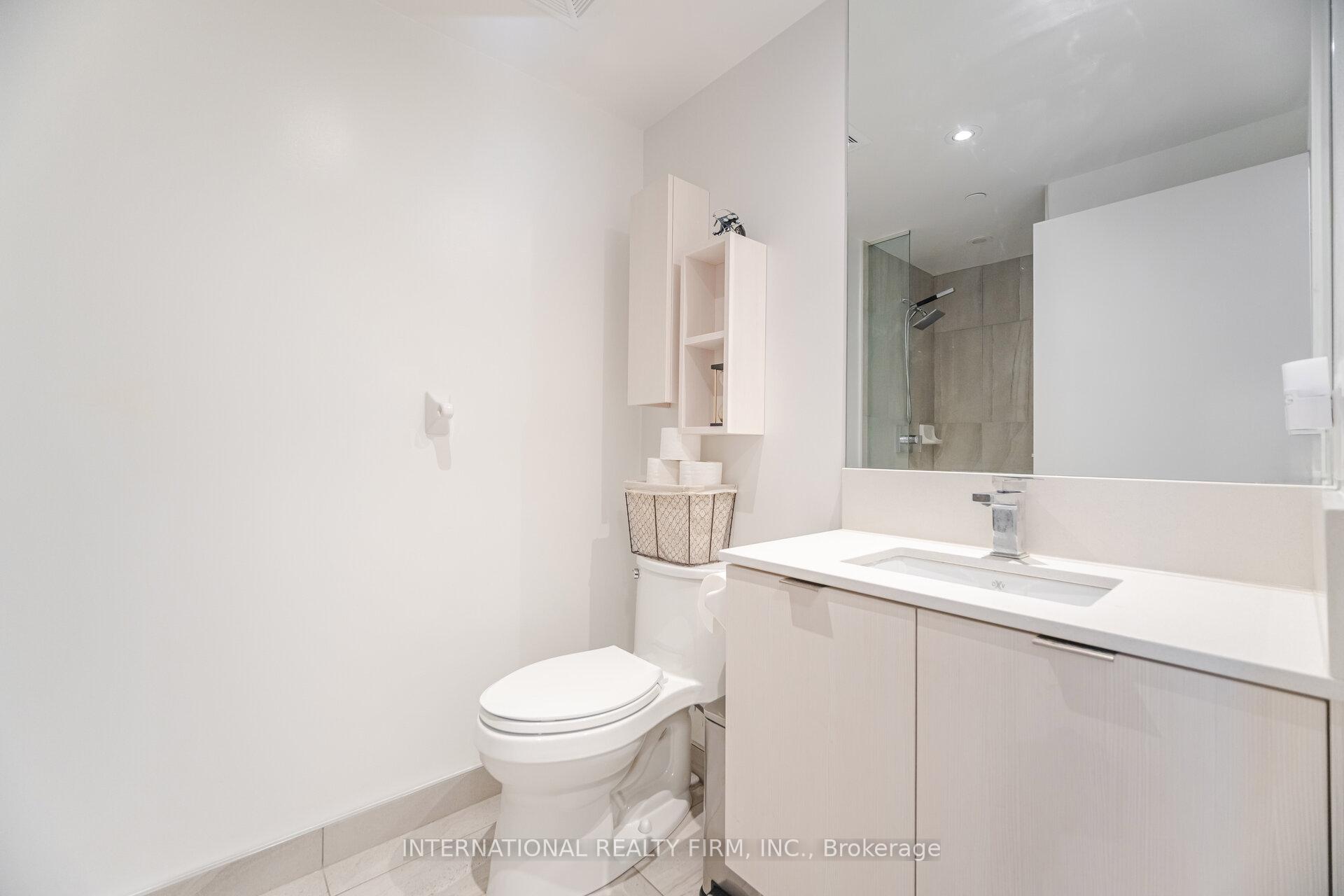 Photo 17 of Unit 710, 99 Broadway Avenue, Toronto, Mount Pleasant West — HOMEH