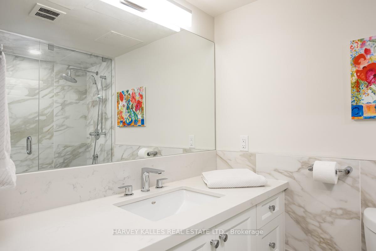 Photo 19 of Unit 1605, 33 Harbour Square, Toronto, Waterfront Communities — HOMEH