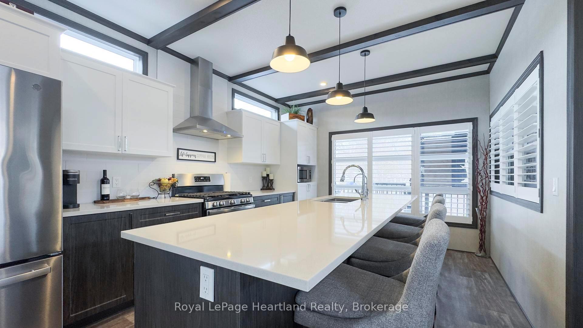 Photo 2 of Unit 9, 77683 Bluewater Highway, Bluewater, Bayfield — HOMEH