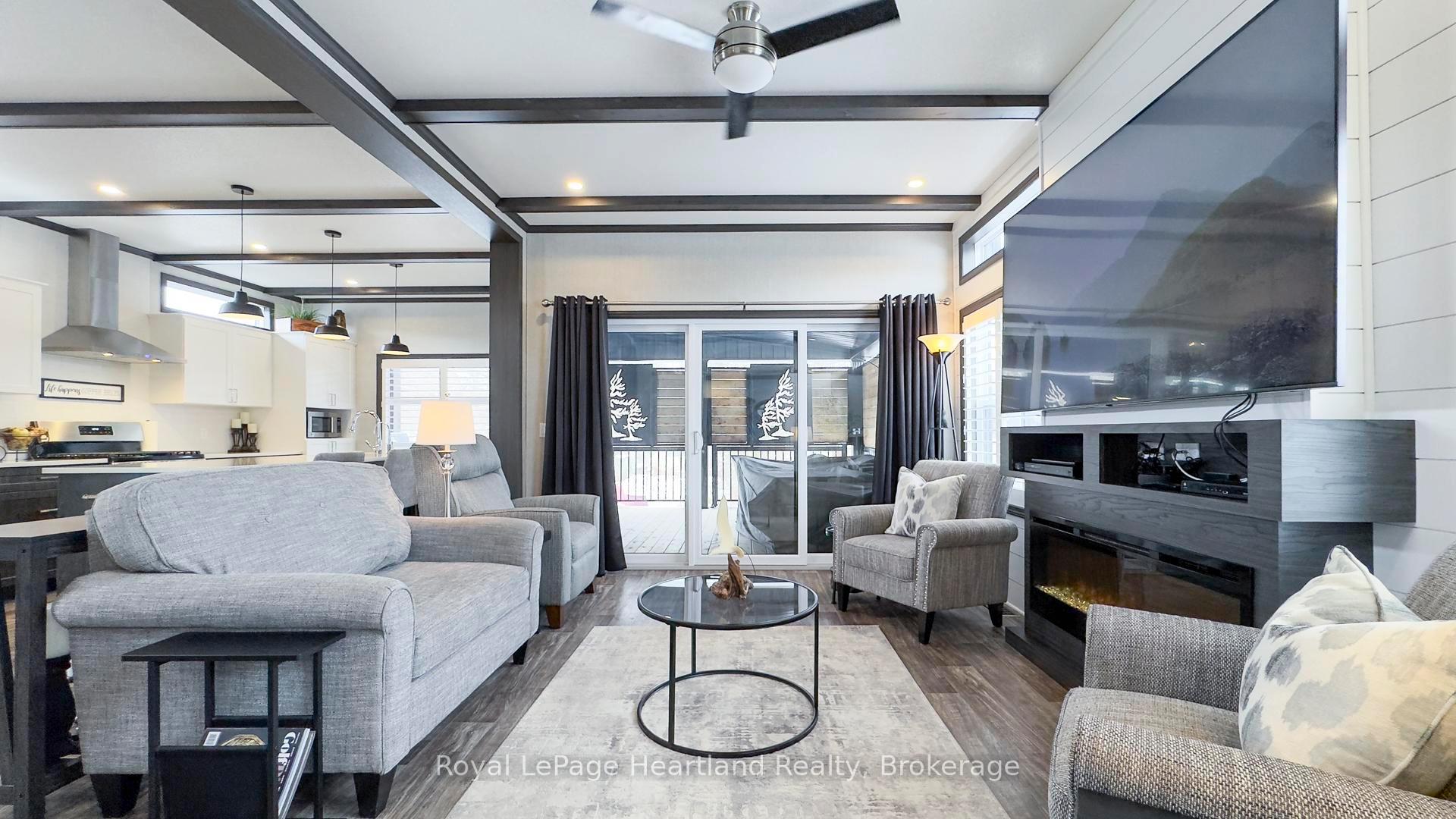 Photo 8 of Unit 9, 77683 Bluewater Highway, Bluewater, Bayfield — HOMEH