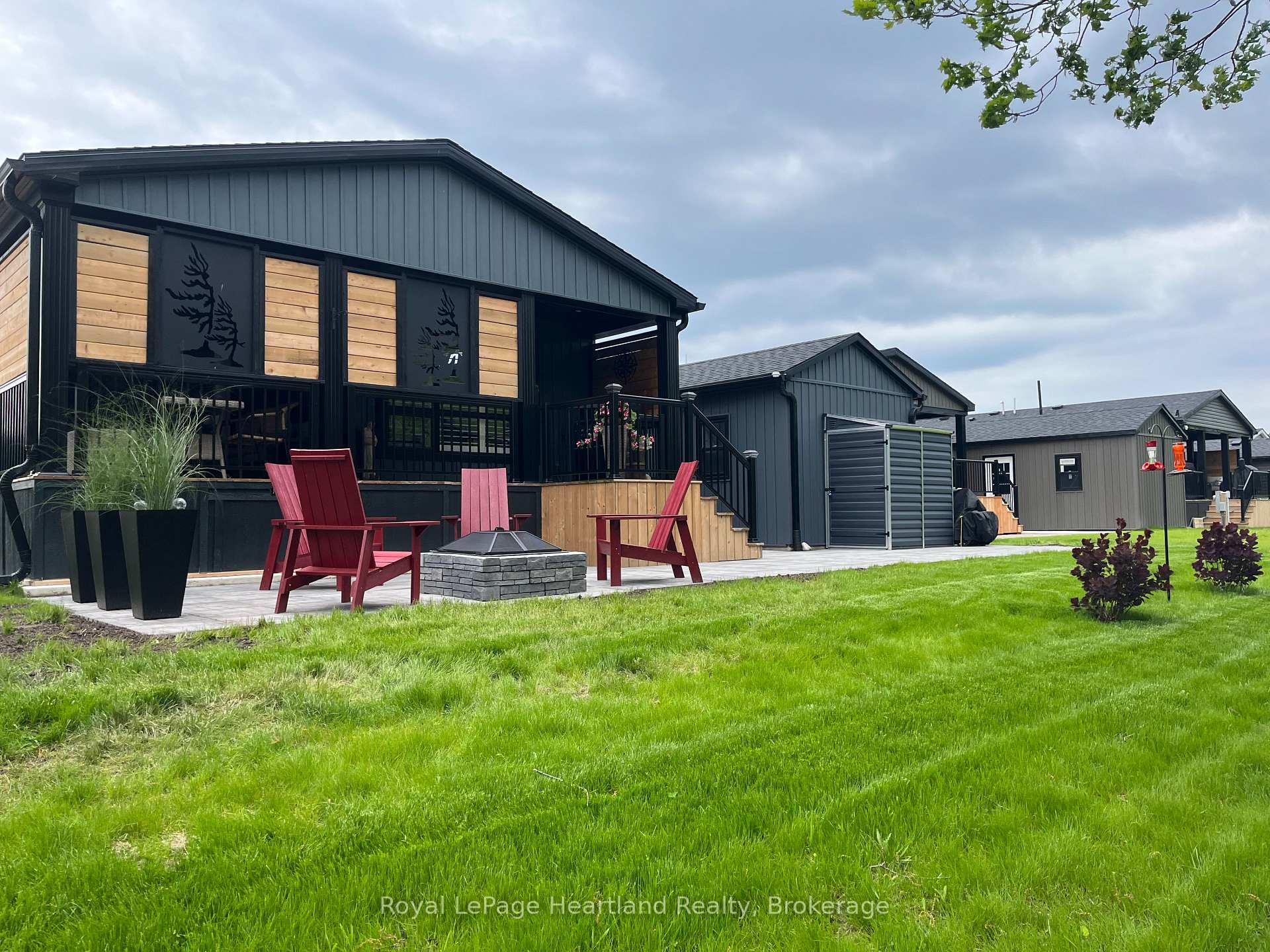 Photo 26 of Unit 9, 77683 Bluewater Highway, Bluewater, Bayfield — HOMEH