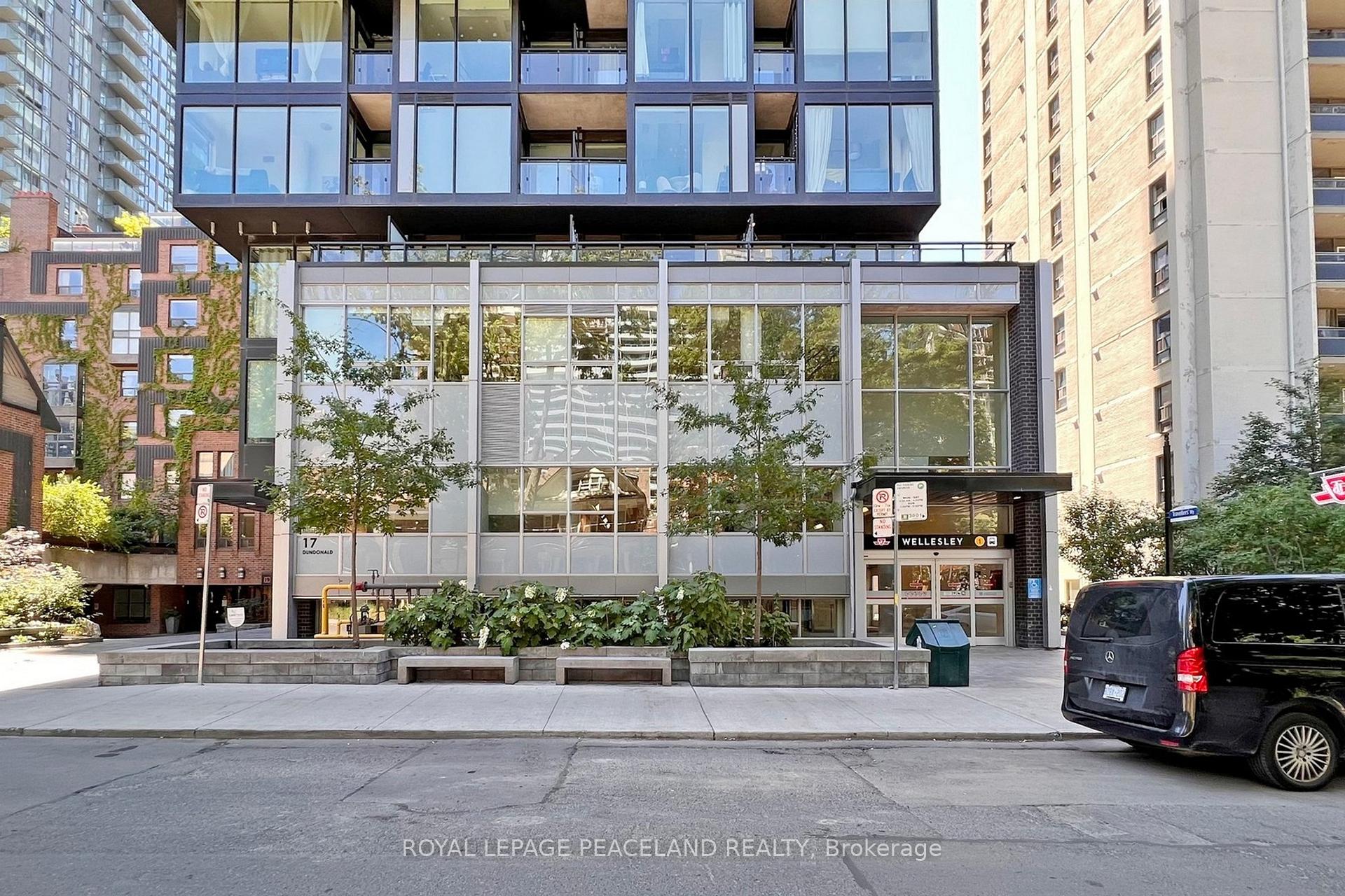 Photo 2 of Unit 910, 17 Dundonald Street, Toronto, Church-Yonge Corridor — HOMEH