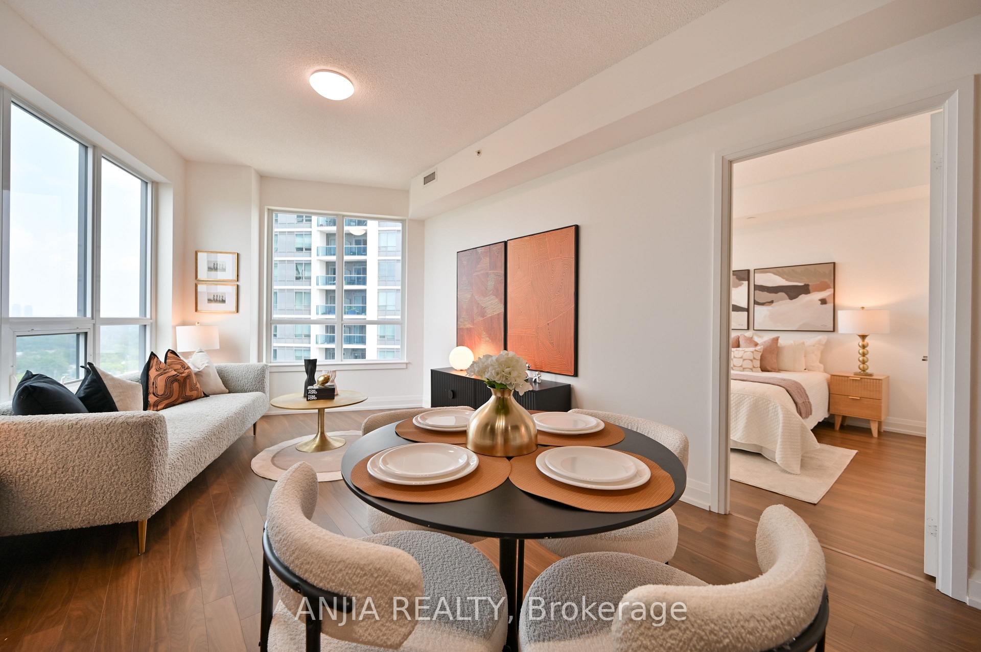 Photo 15 of Unit 1032, 7161 Yonge Street, Markham, Thornhill — HOMEH