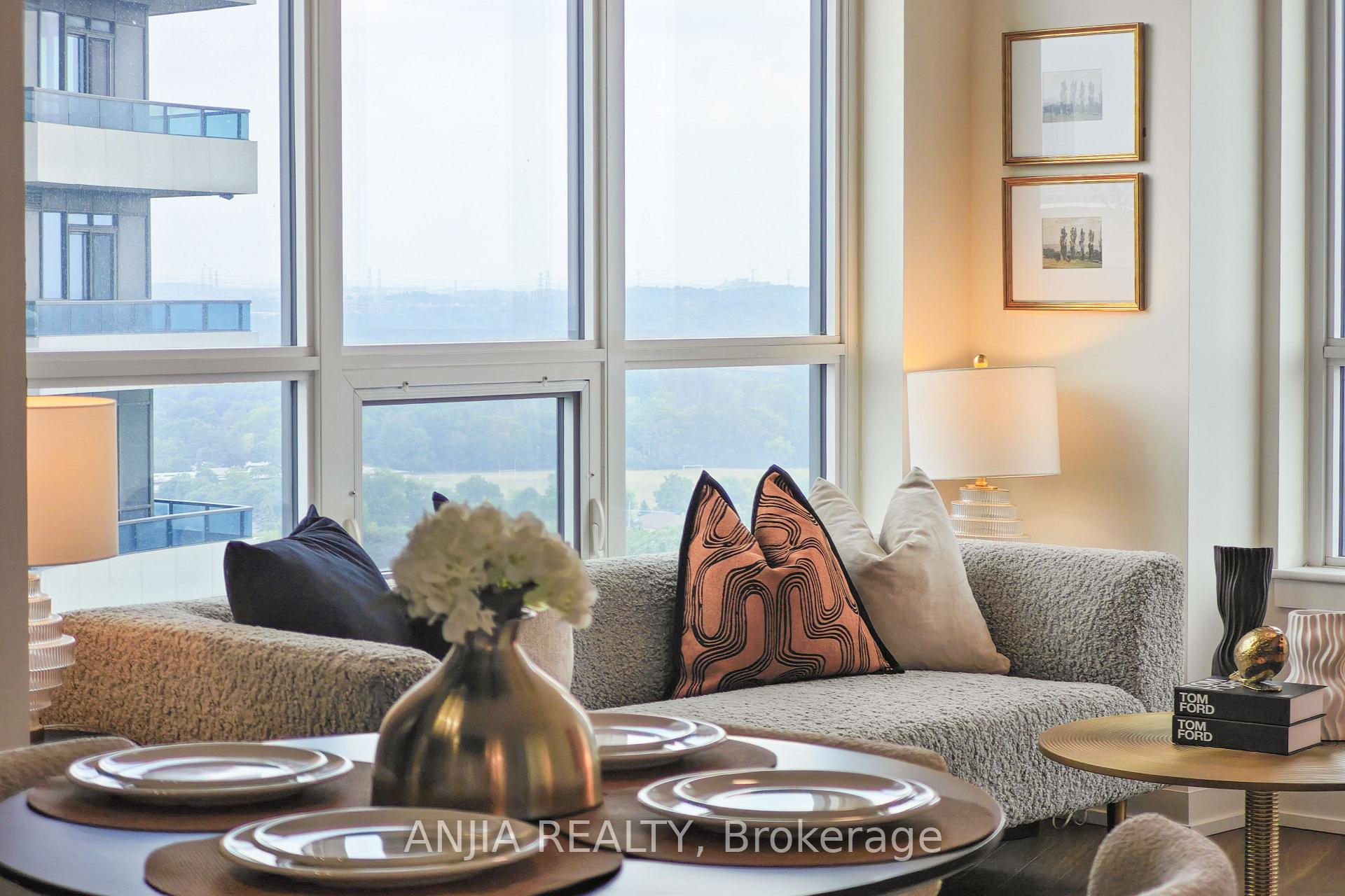 Photo 17 of Unit 1032, 7161 Yonge Street, Markham, Thornhill — HOMEH
