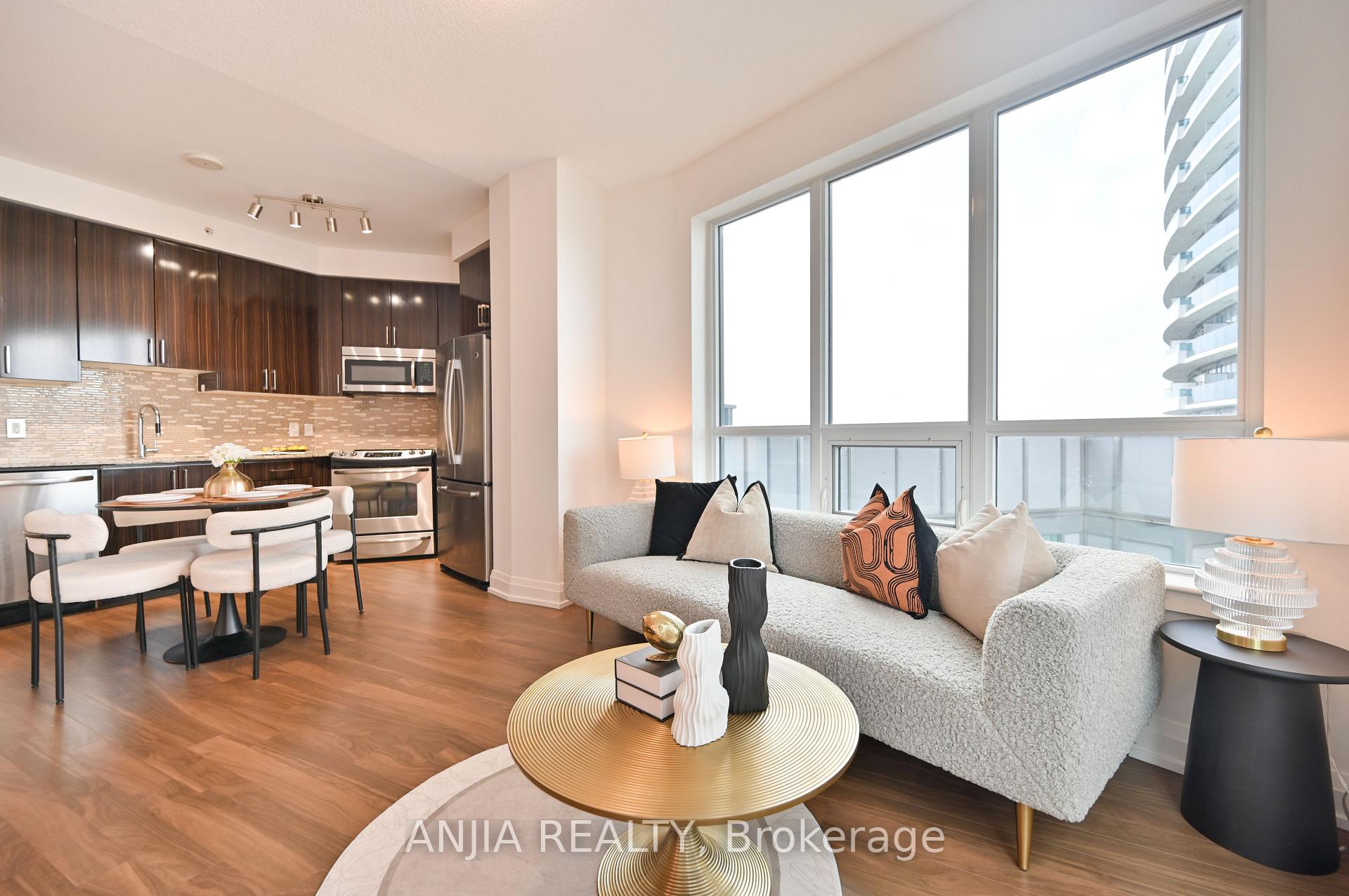 Photo 18 of Unit 1032, 7161 Yonge Street, Markham, Thornhill — HOMEH