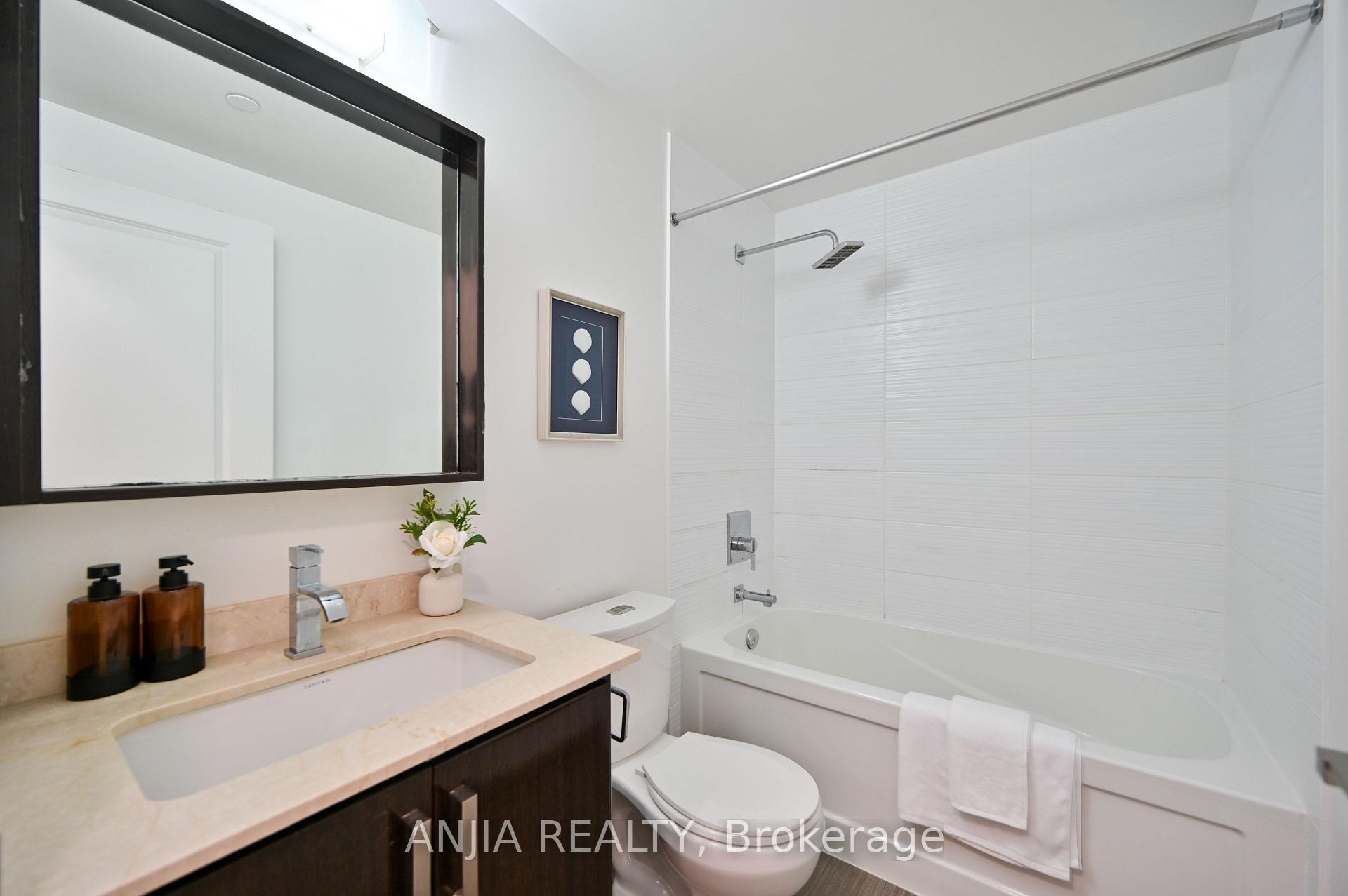 Photo 30 of Unit 1032, 7161 Yonge Street, Markham, Thornhill — HOMEH