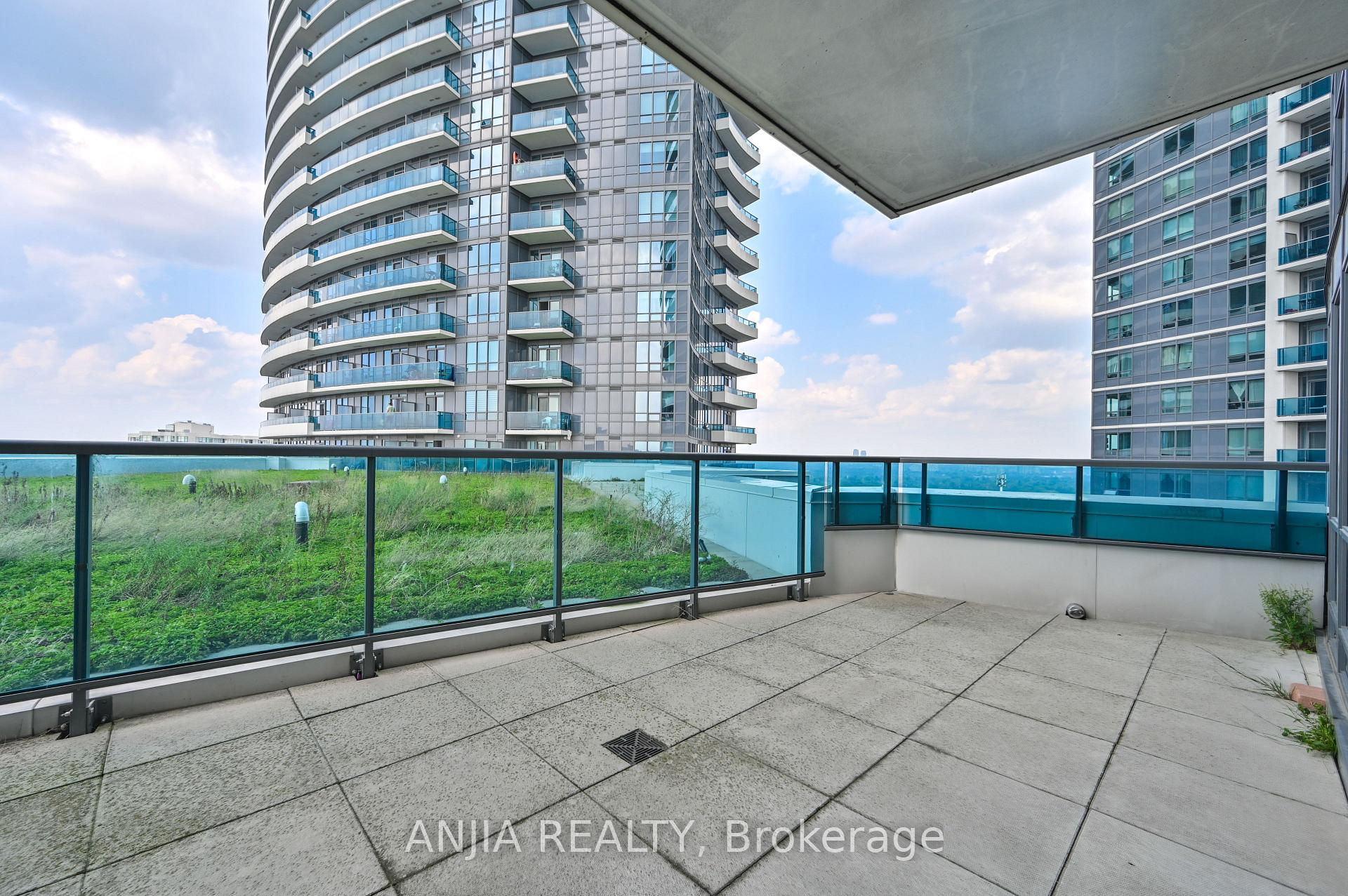 Photo 33 of Unit 1032, 7161 Yonge Street, Markham, Thornhill — HOMEH