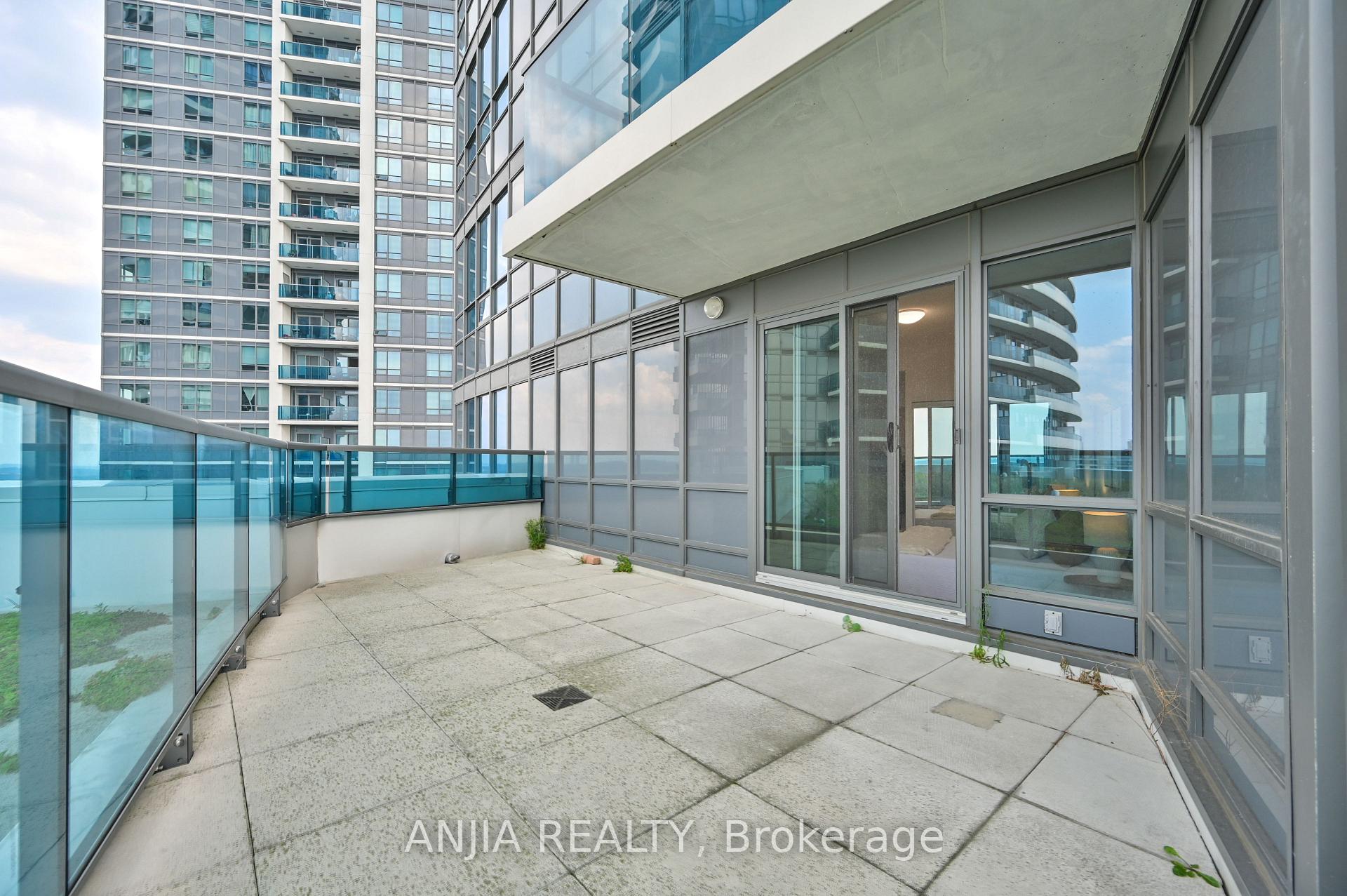Photo 35 of Unit 1032, 7161 Yonge Street, Markham, Thornhill — HOMEH
