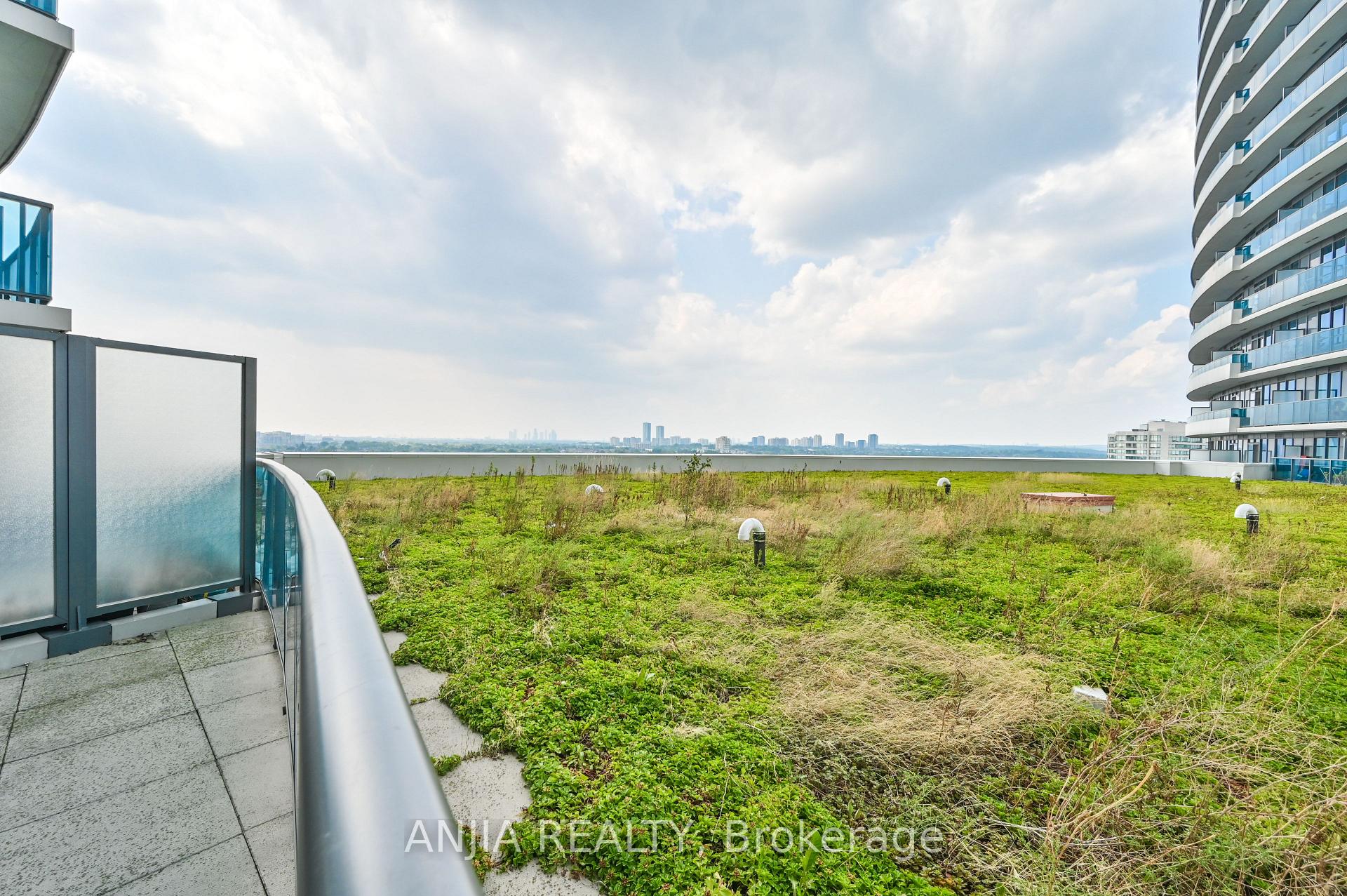 Photo 36 of Unit 1032, 7161 Yonge Street, Markham, Thornhill — HOMEH