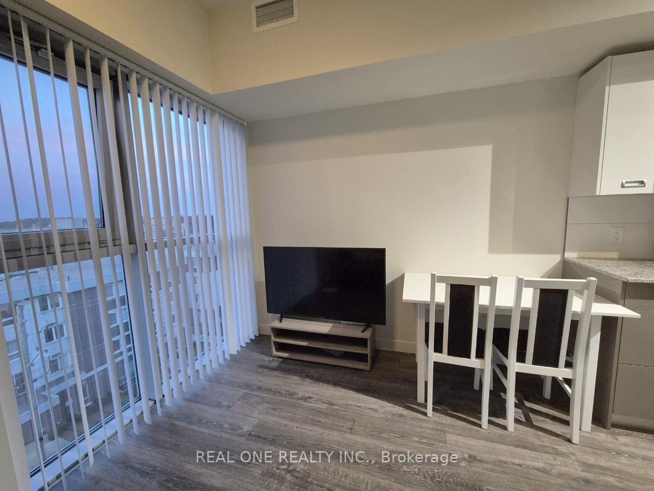 Photo 6 of Unit 604, 257 Hemlock Street, Waterloo — HOMEH