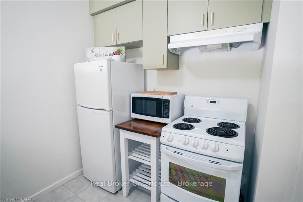 Photo 8 of Unit 48, 19 Dawson Drive, Collingwood — HOMEH