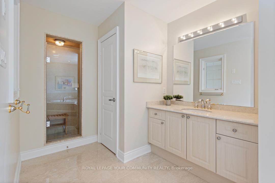 Photo 27 of 2 Stonecliffe Crescent, Aurora, Aurora Estates — HOMEH