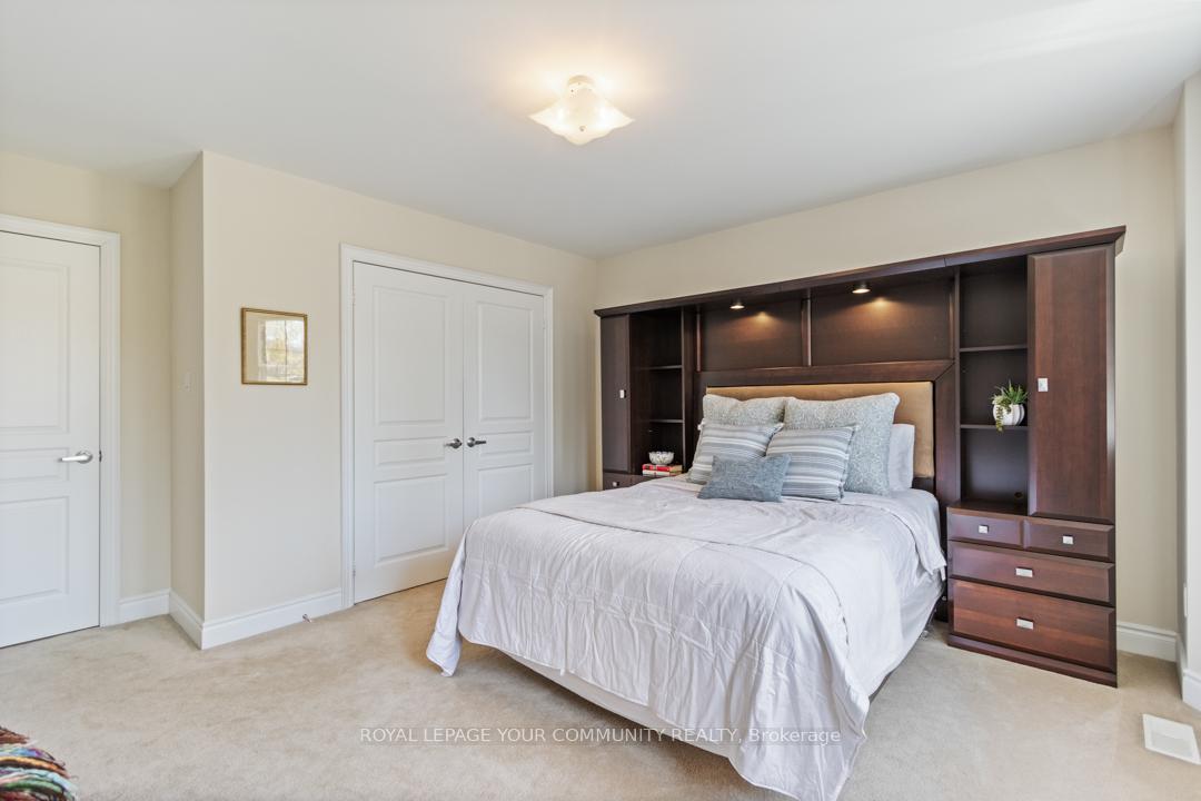 Photo 28 of 2 Stonecliffe Crescent, Aurora, Aurora Estates — HOMEH