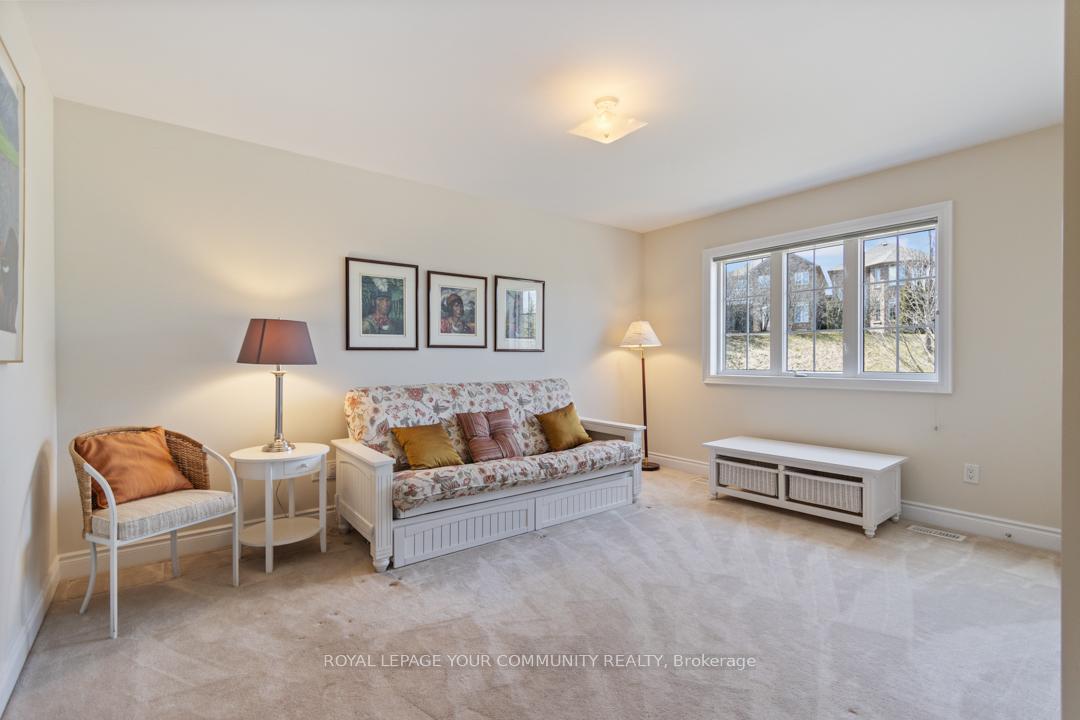 Photo 30 of 2 Stonecliffe Crescent, Aurora, Aurora Estates — HOMEH