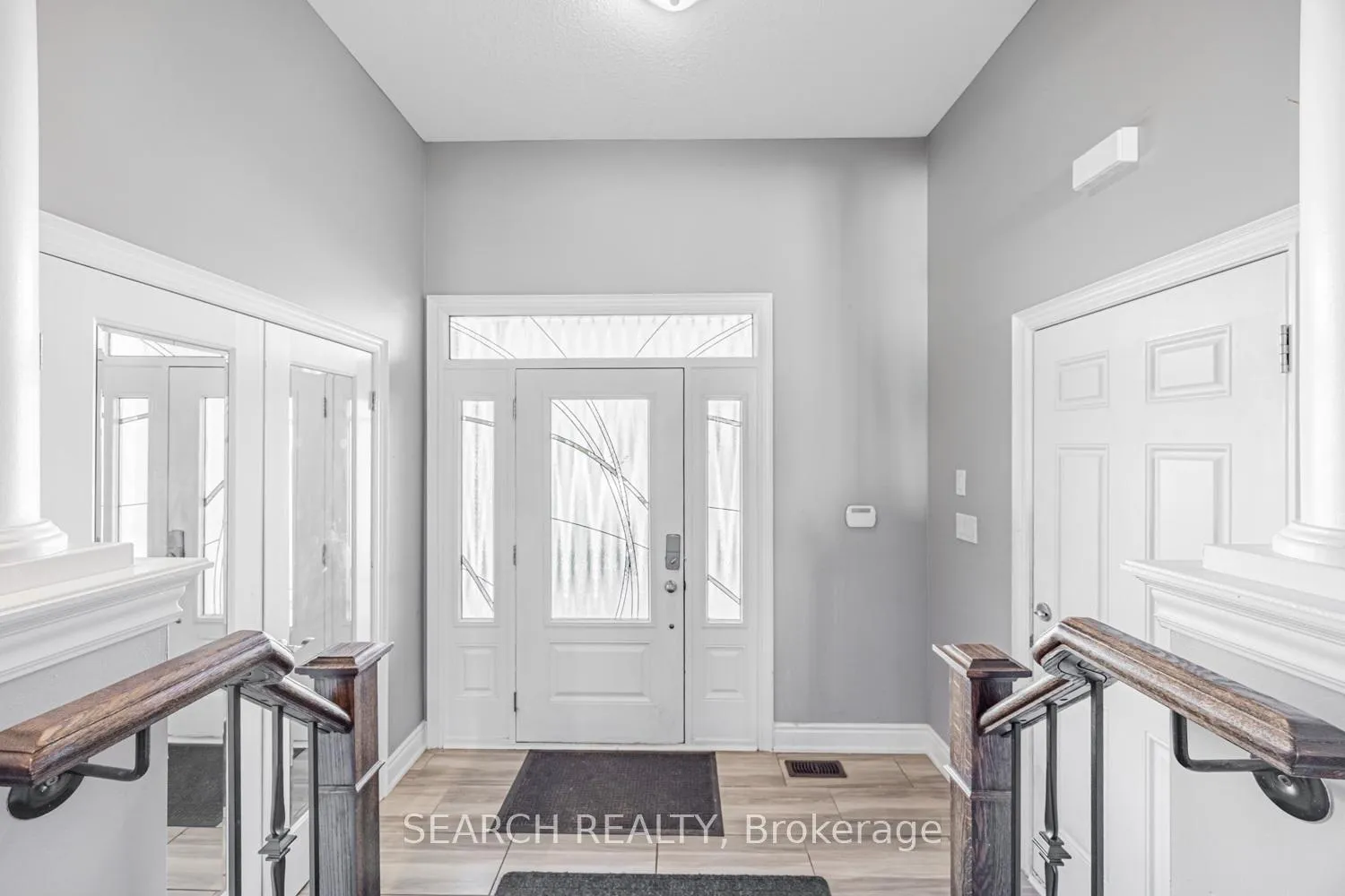 Photo 2 of 11 Elmer Adams Drive, Clarington, Courtice — HOMEH