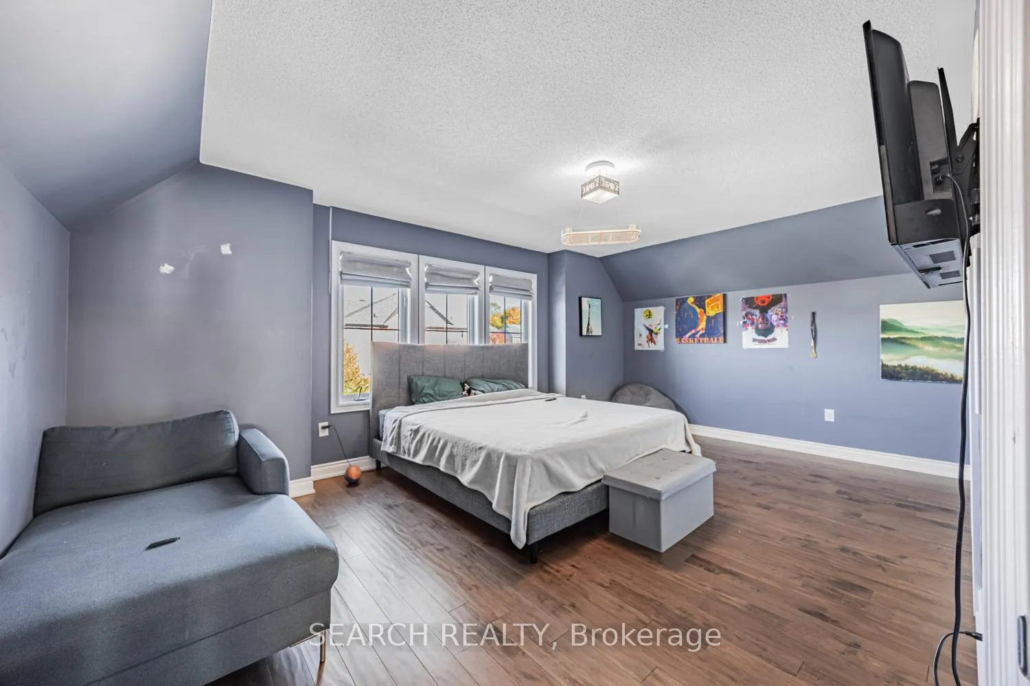 Photo 28 of 11 Elmer Adams Drive, Clarington, Courtice — HOMEH