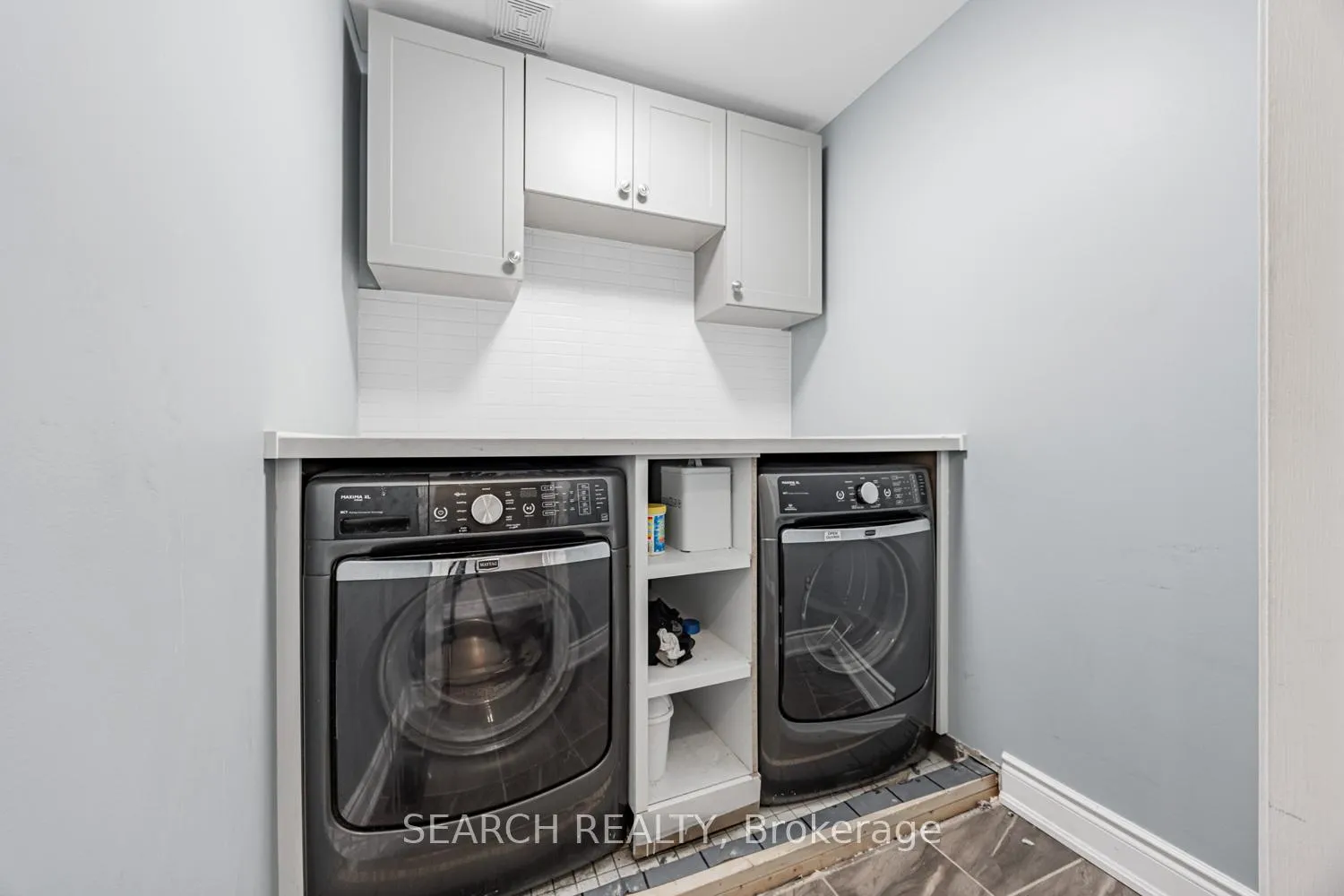 Photo 33 of 11 Elmer Adams Drive, Clarington, Courtice — HOMEH