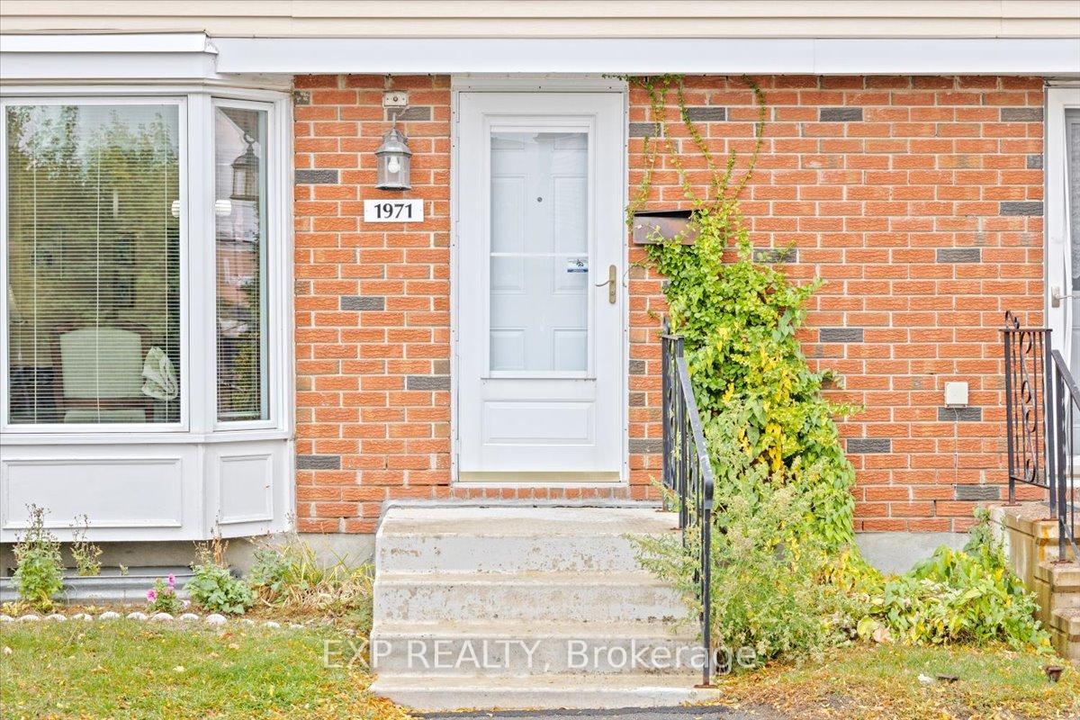 Photo 3 of 1971 Greenvale Lane, Ottawa, Chateauneuf — HOMEH