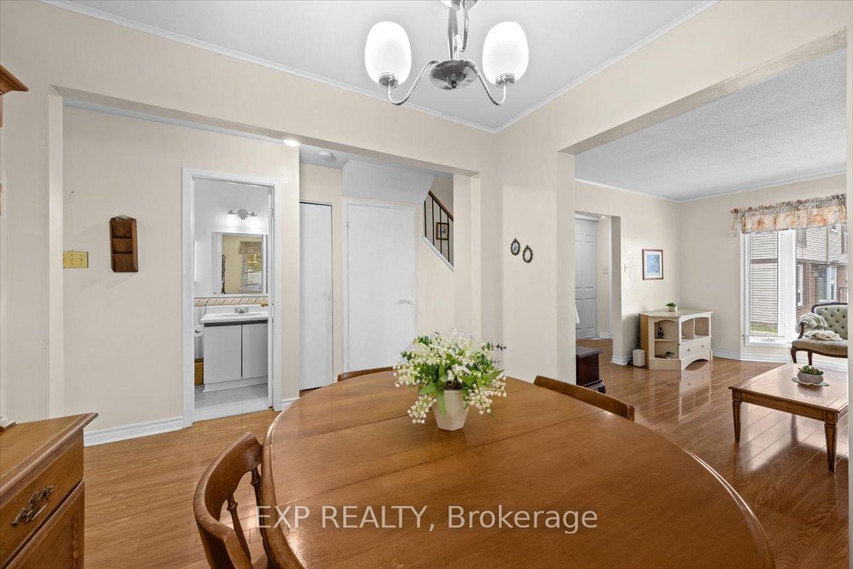 Photo 11 of 1971 Greenvale Lane, Ottawa, Chateauneuf — HOMEH