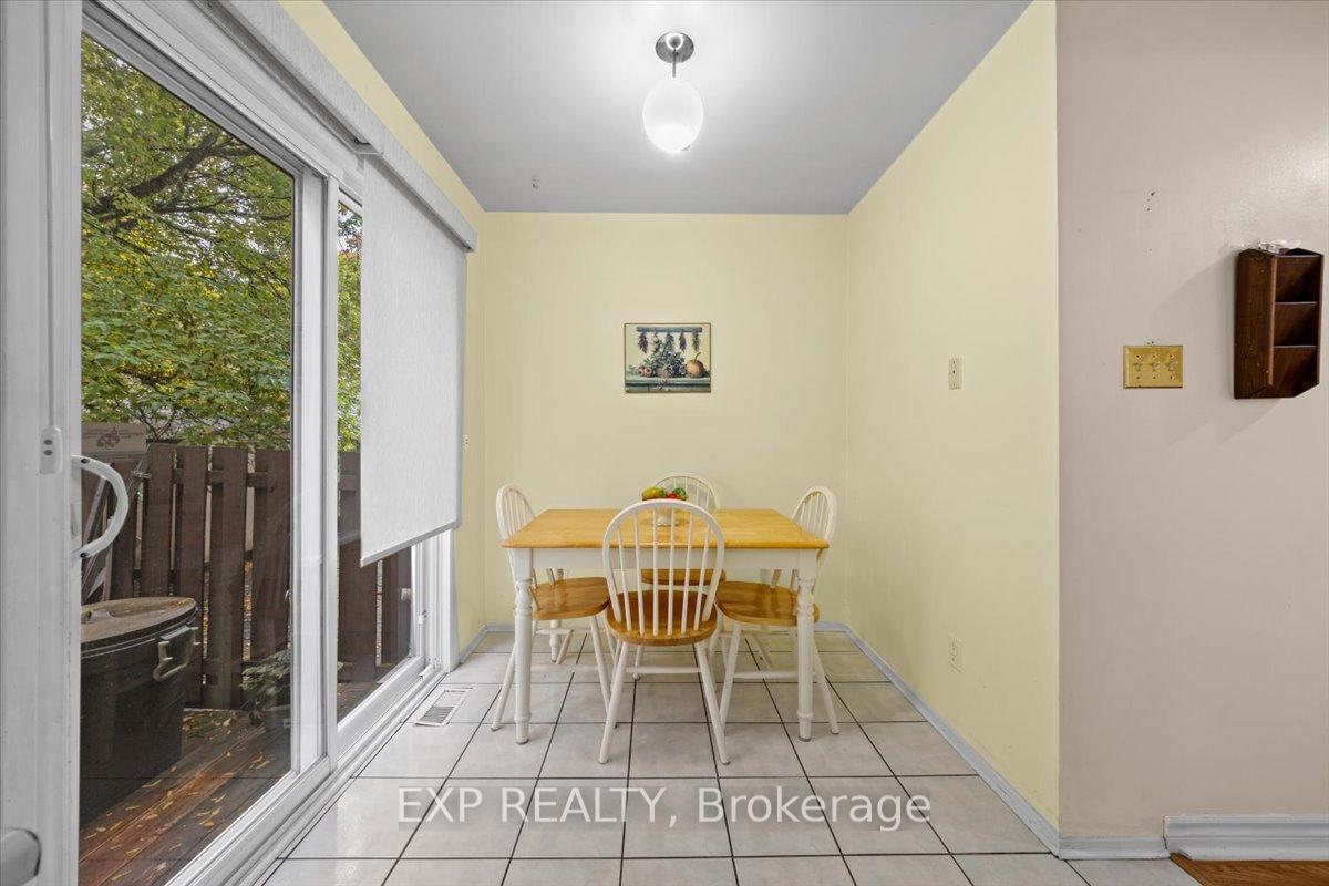 Photo 13 of 1971 Greenvale Lane, Ottawa, Chateauneuf — HOMEH