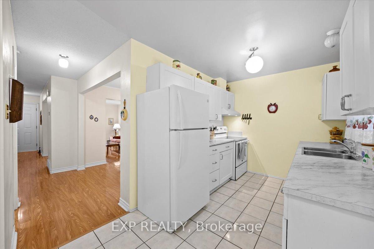Photo 15 of 1971 Greenvale Lane, Ottawa, Chateauneuf — HOMEH