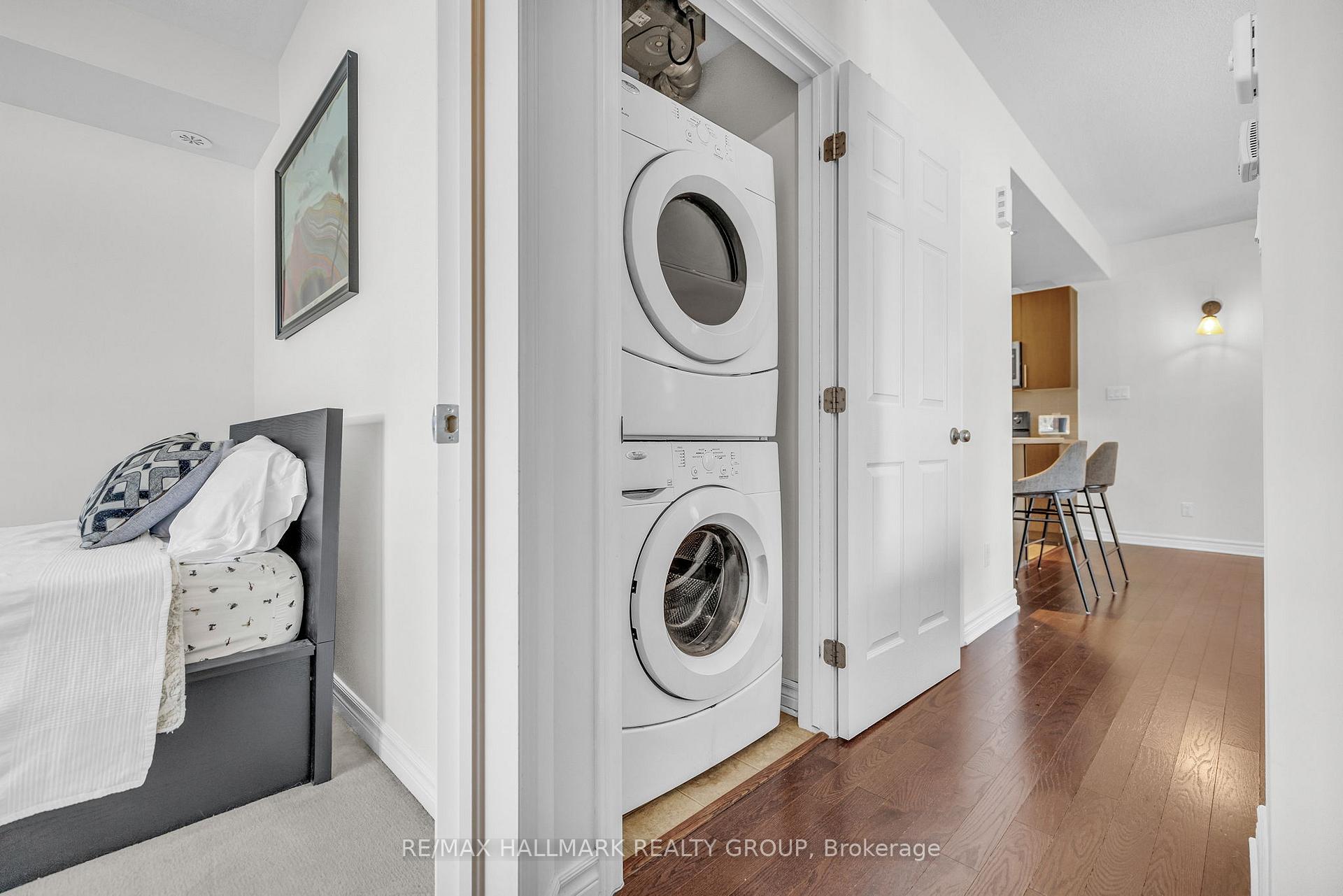 Photo 20 of Unit A, 105 Fraser Fields Way, Ottawa, Barrhaven - Heritage Park — HOMEH