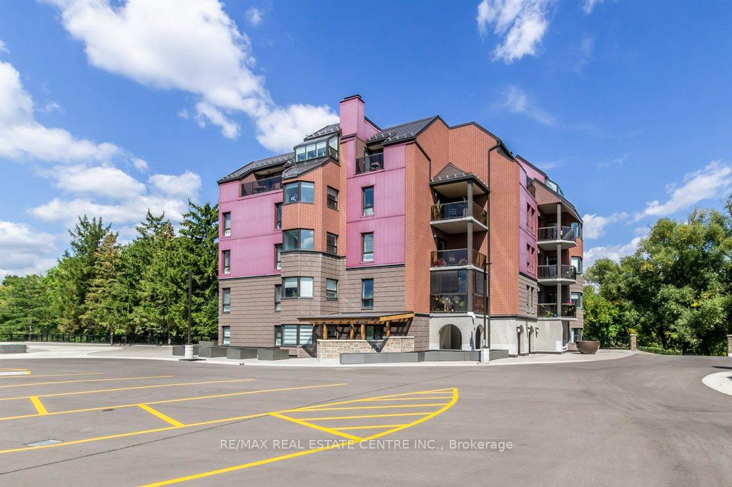 Photo 3 of Unit 11, 52 Blue Springs Drive, Waterloo — HOMEH