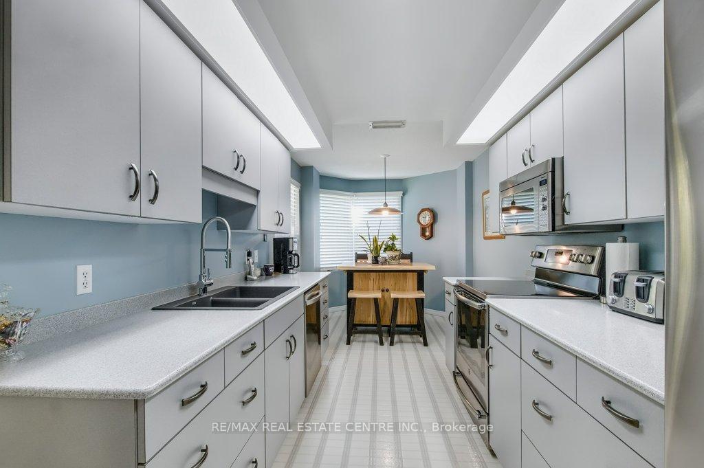 Photo 13 of Unit 11, 52 Blue Springs Drive, Waterloo — HOMEH