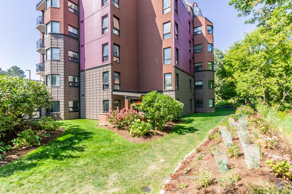 Photo 43 of Unit 11, 52 Blue Springs Drive, Waterloo — HOMEH