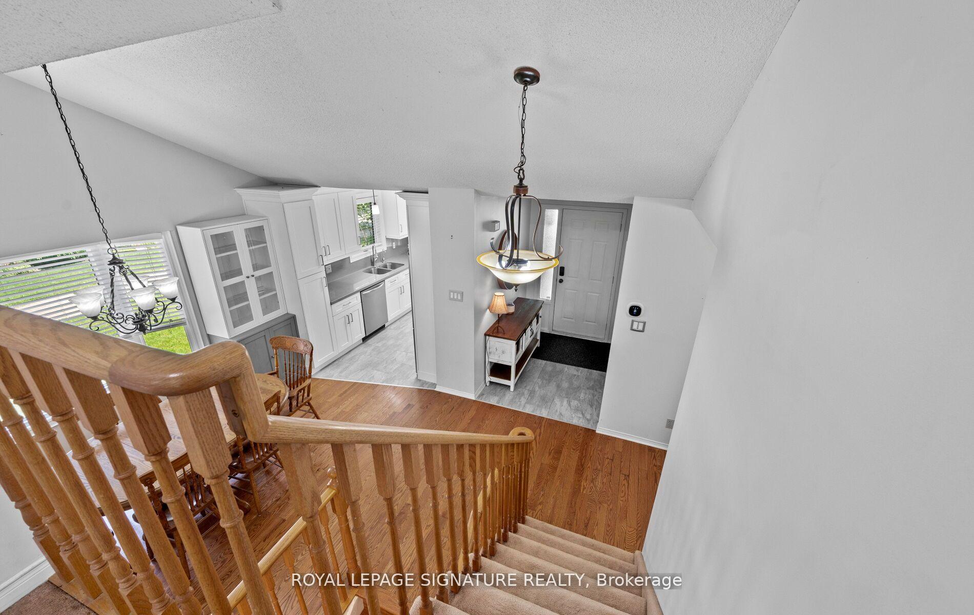 Photo 18 of 87 Green Briar Road, New Tecumseth, Alliston — HOMEH