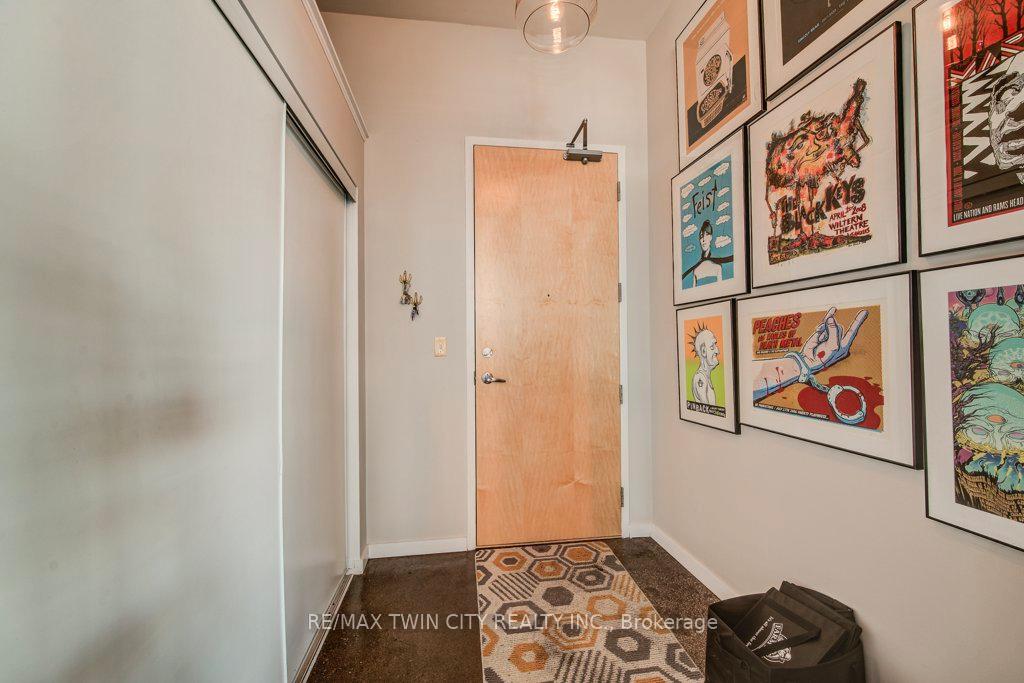 Photo 4 of Unit 608, 404 King Street W, Kitchener — HOMEH