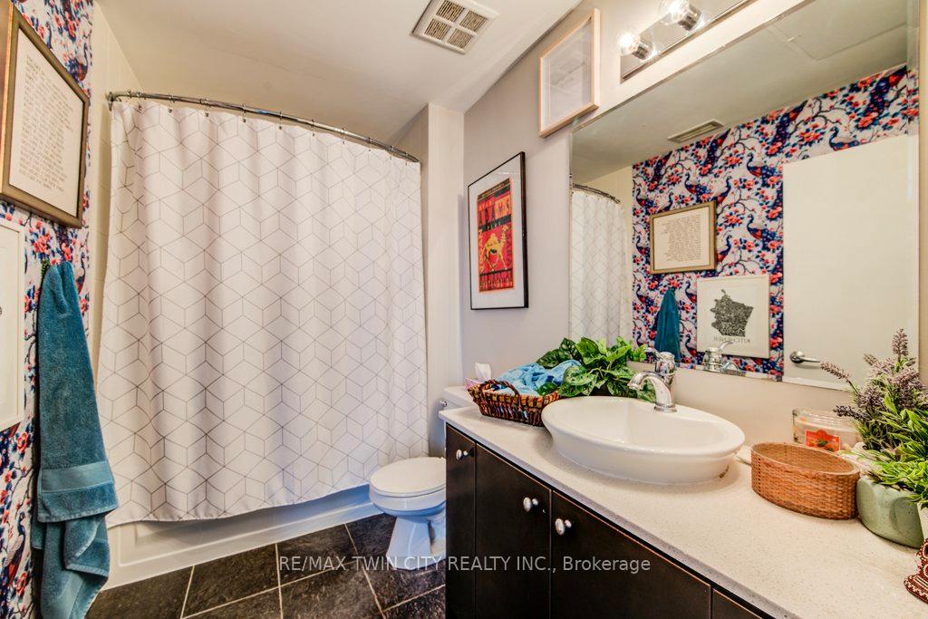 Photo 7 of Unit 608, 404 King Street W, Kitchener — HOMEH