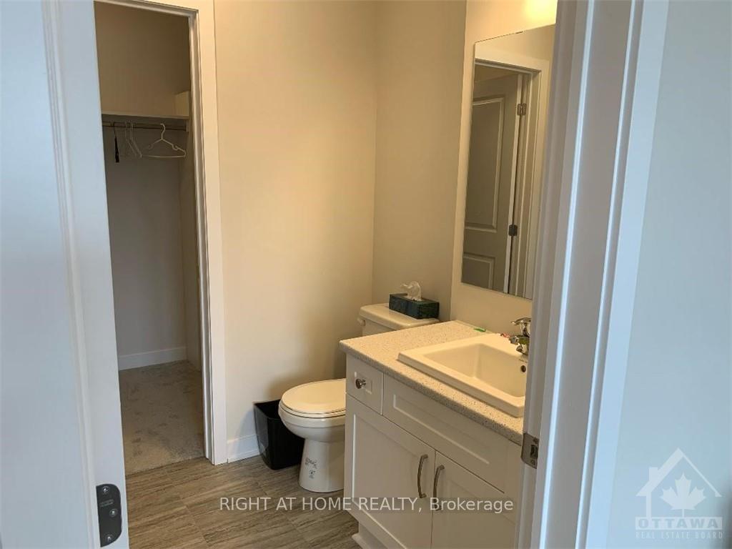 Photo 12 of 669 Corporal, Ottawa, Blossom Park/Kemp Park/Findlay Creek — HOMEH