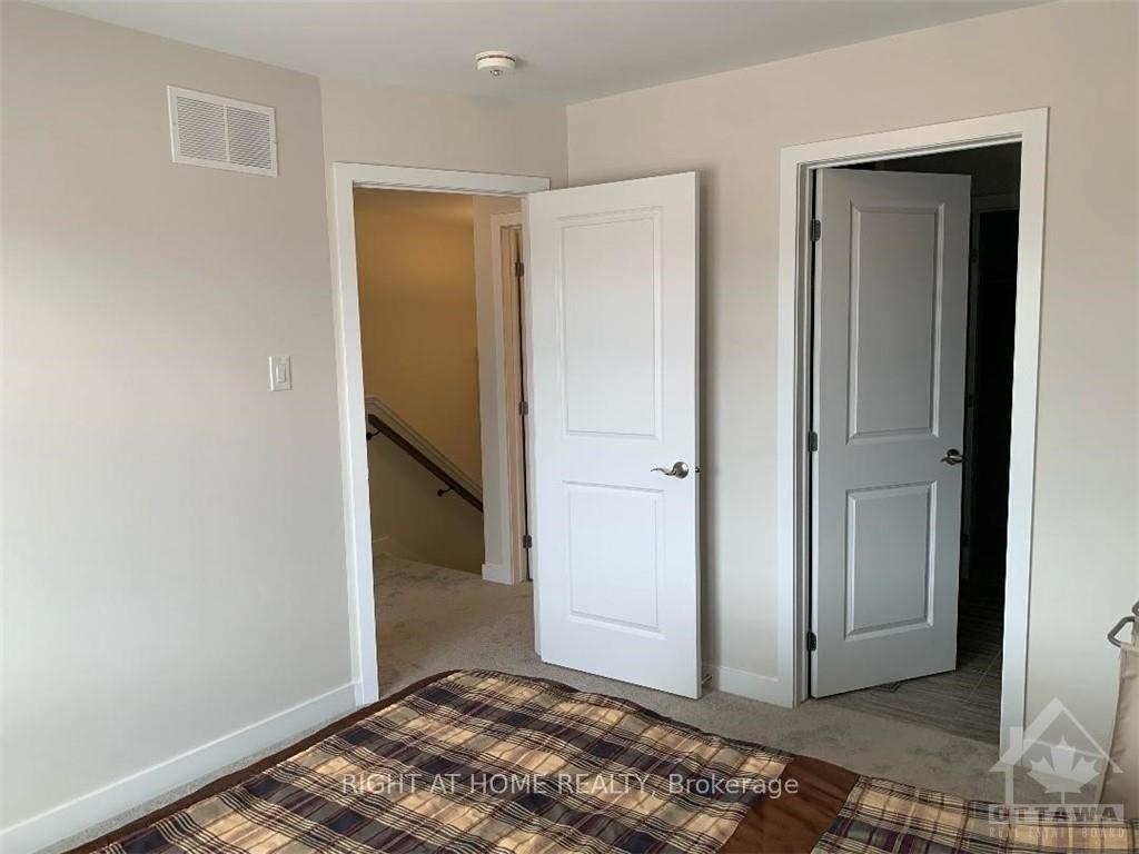 Photo 11 of 669 Corporal, Ottawa, Blossom Park/Kemp Park/Findlay Creek — HOMEH