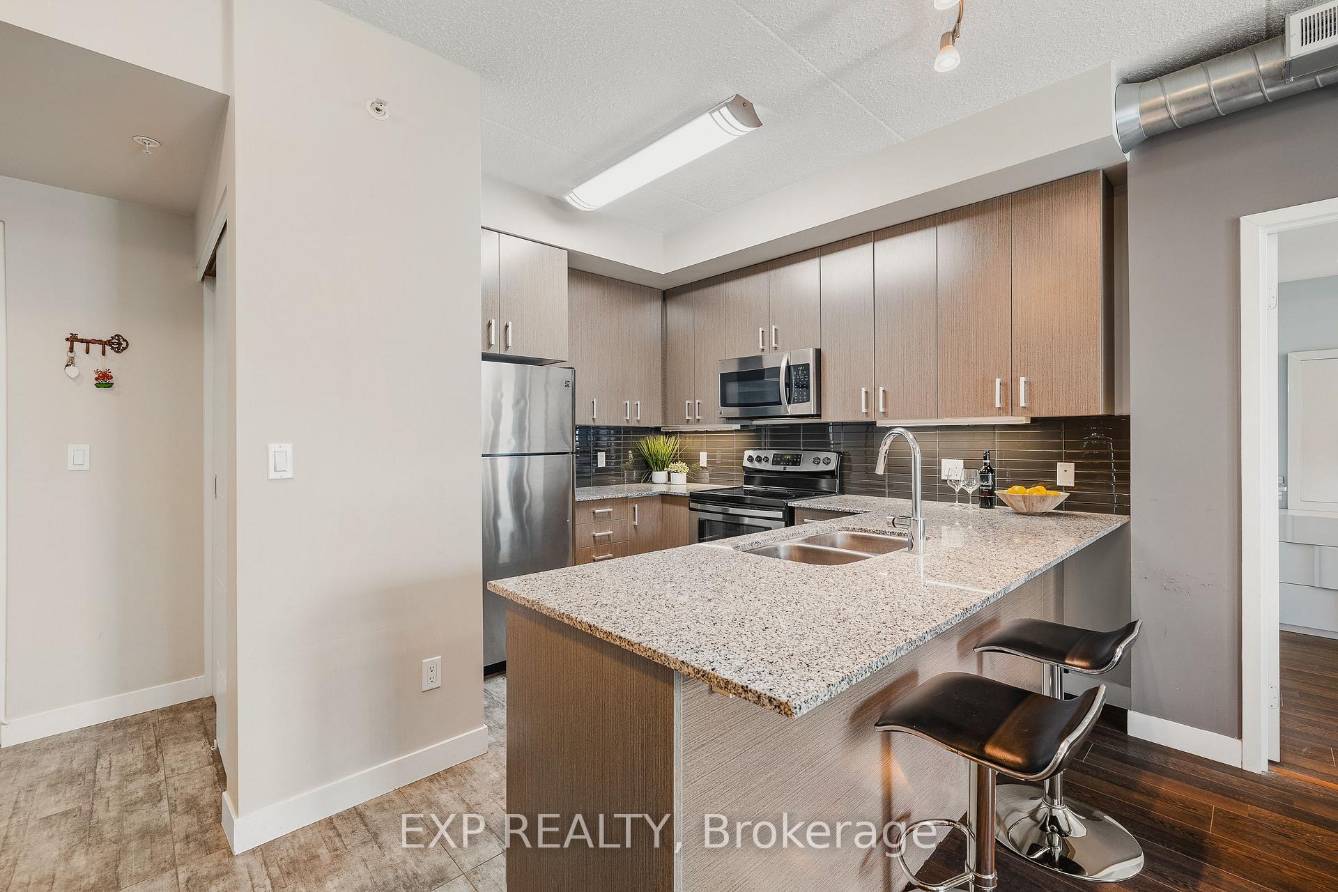 Photo 15 of Unit H302, 62 Balsam Street, Waterloo, Beechwood/University — HOMEH