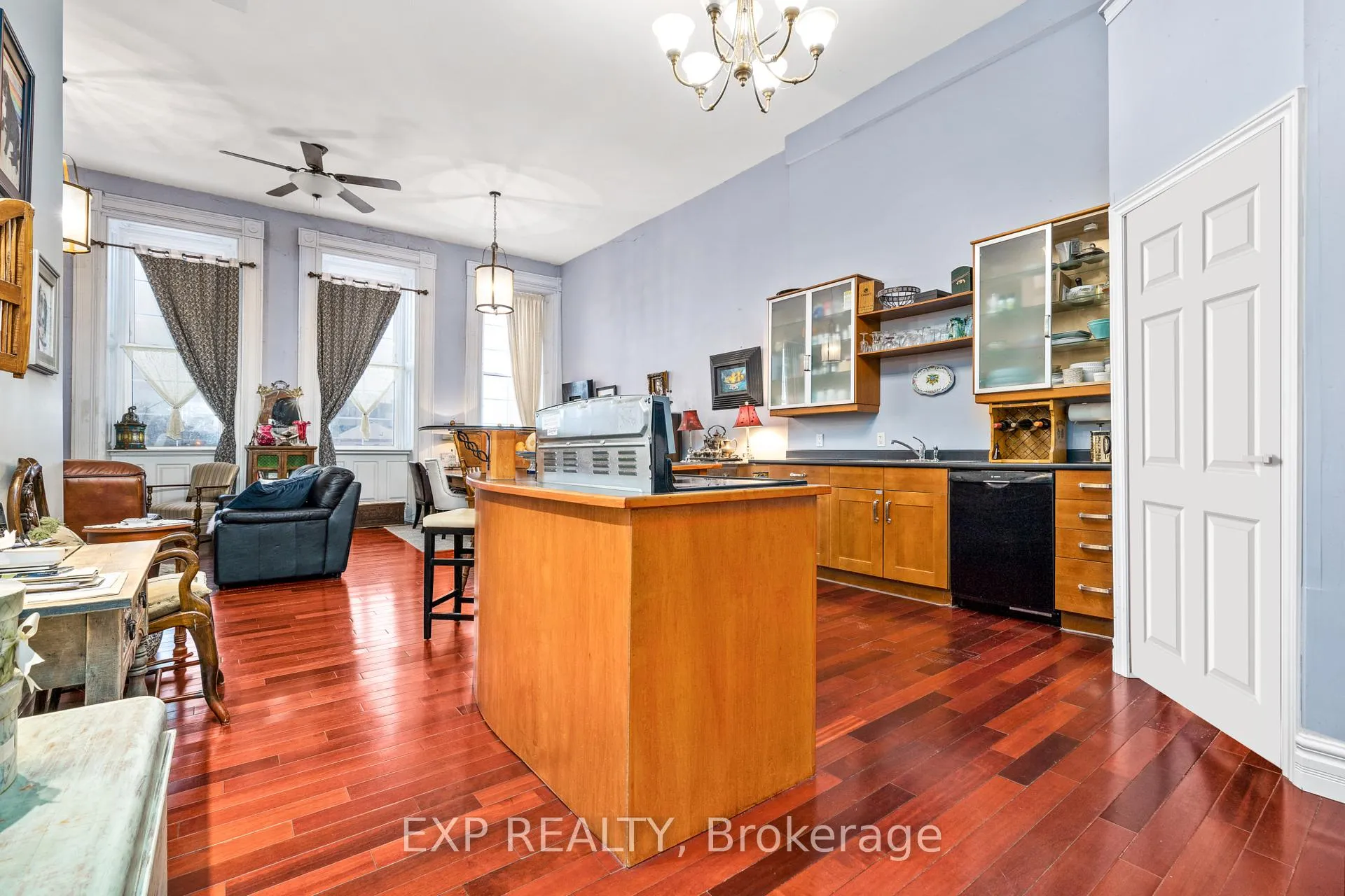 Photo 8 of Unit 1, 393 Front Street, Belleville, Belleville Ward — HOMEH