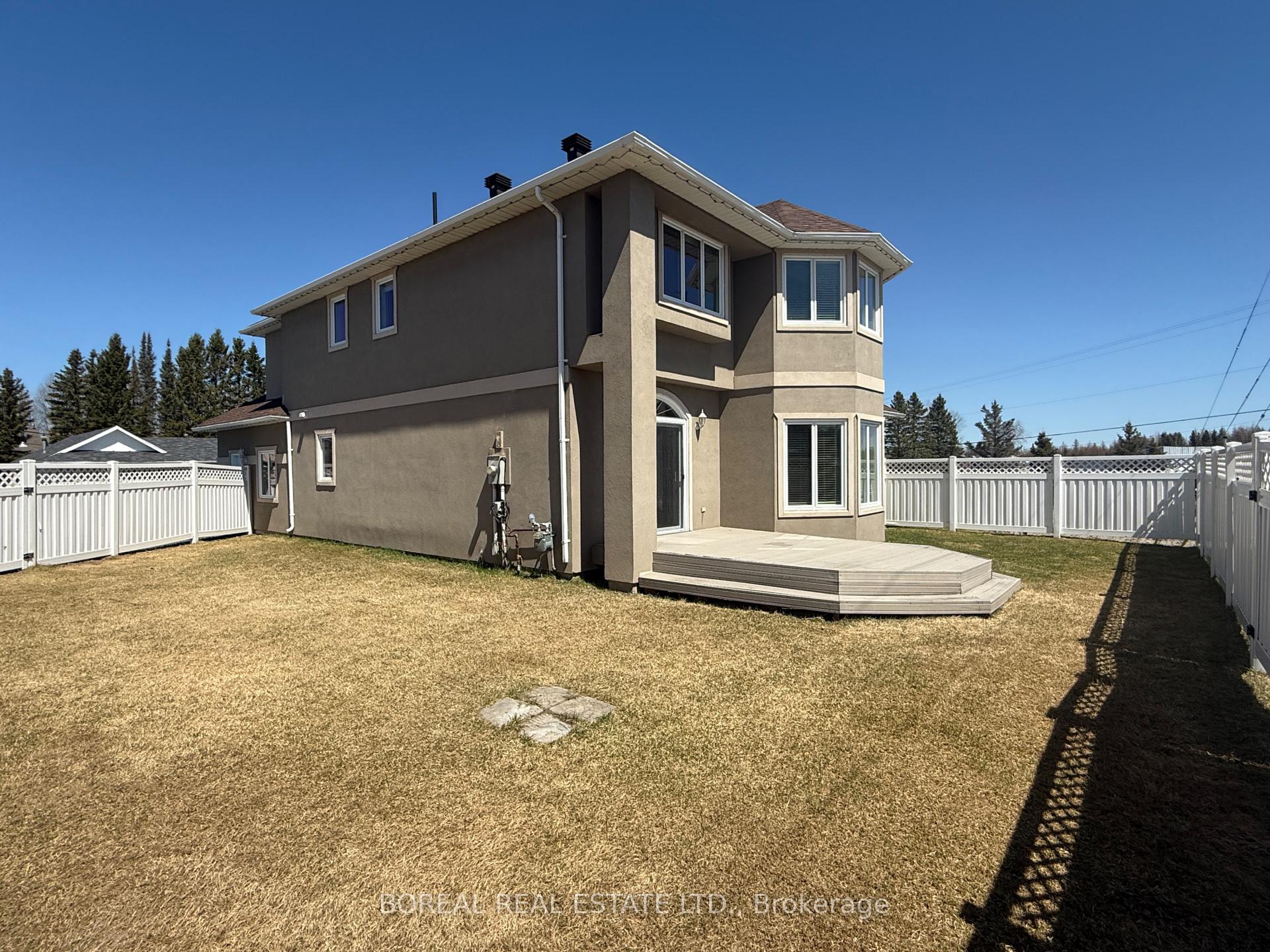 Photo 7 of 66 Huron Road, Cochrane — HOMEH