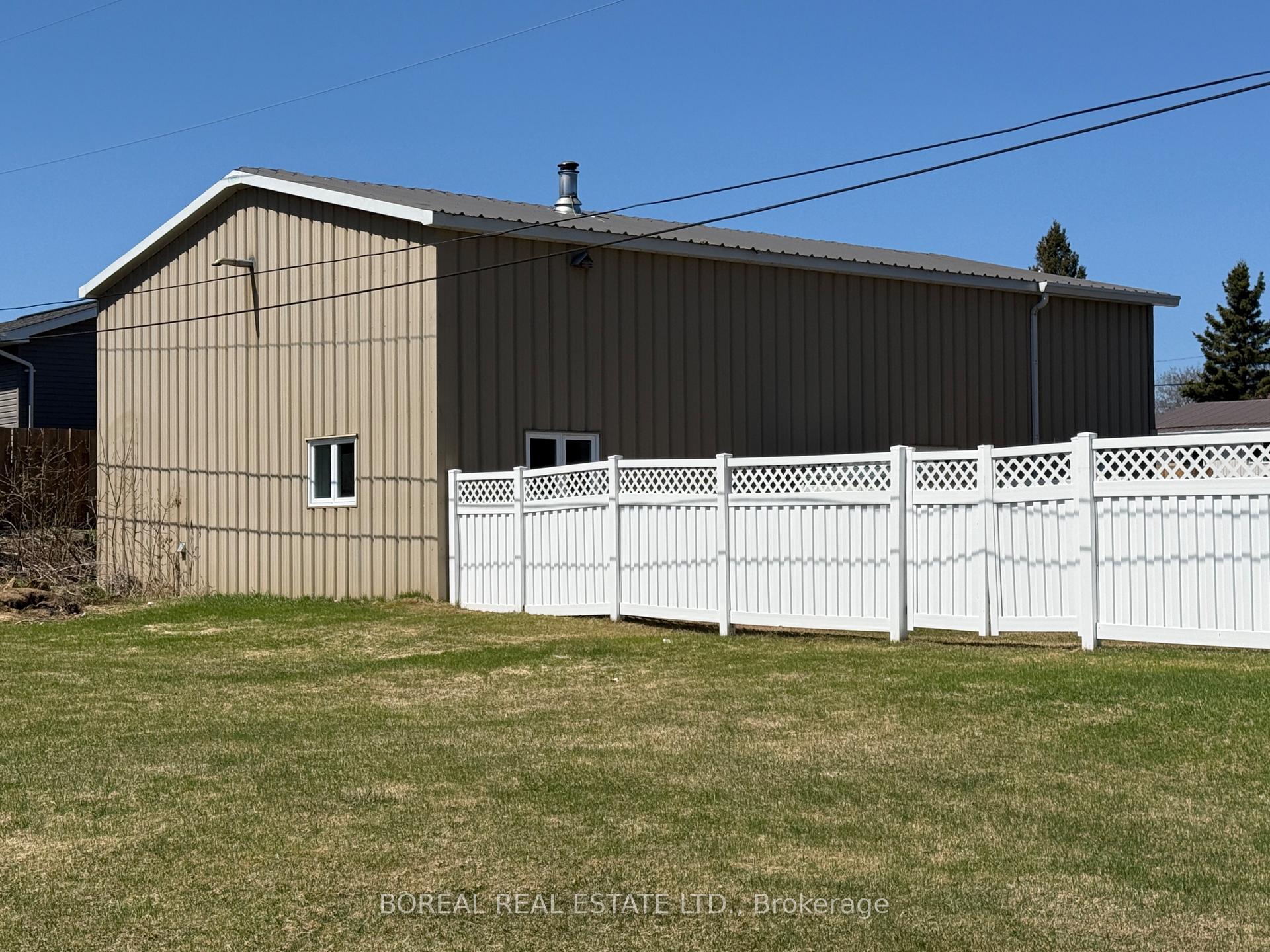 Photo 9 of 66 Huron Road, Cochrane — HOMEH