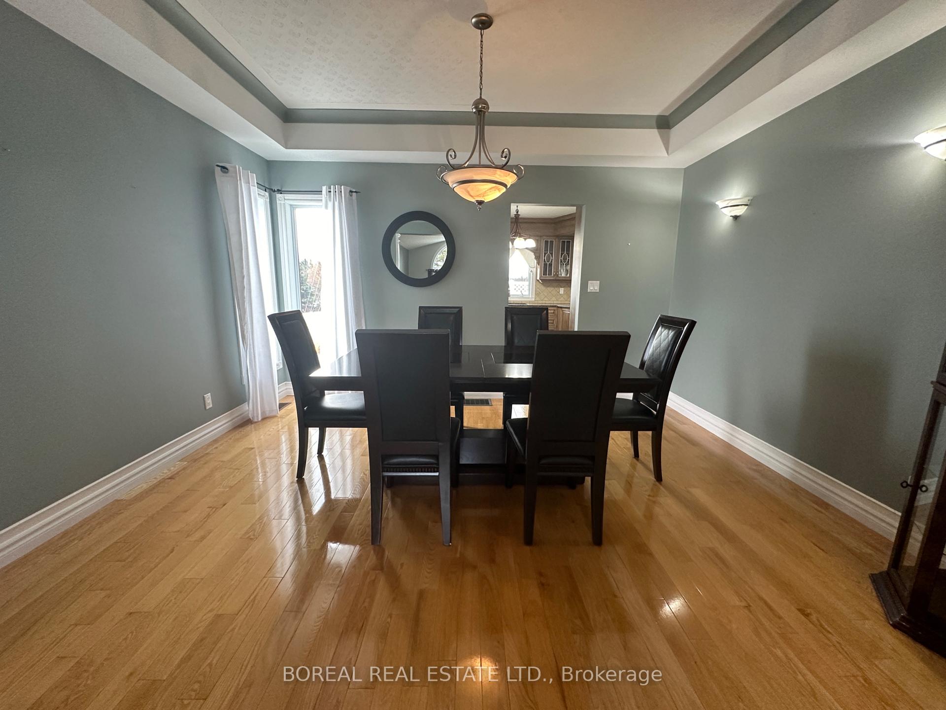 Photo 16 of 66 Huron Road, Cochrane — HOMEH