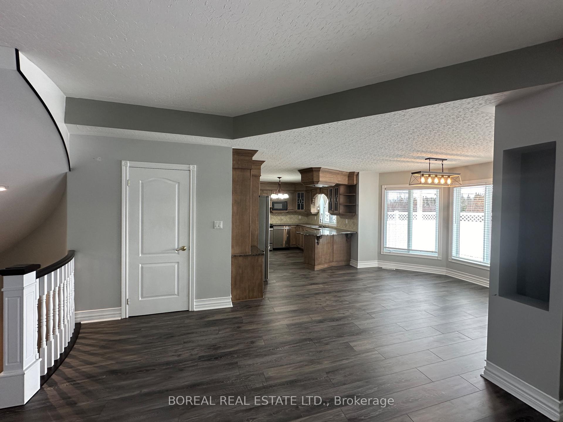 Photo 17 of 66 Huron Road, Cochrane — HOMEH