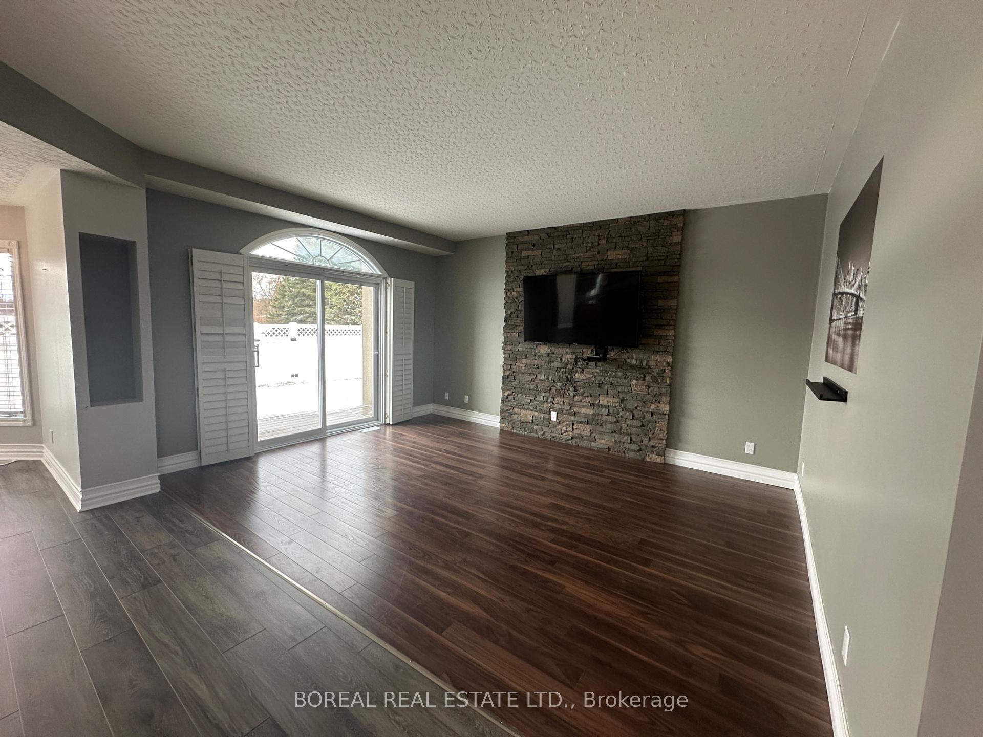 Photo 22 of 66 Huron Road, Cochrane — HOMEH